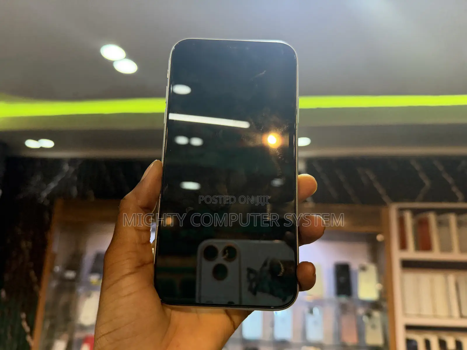 Apple iPhone XR 64 GB White