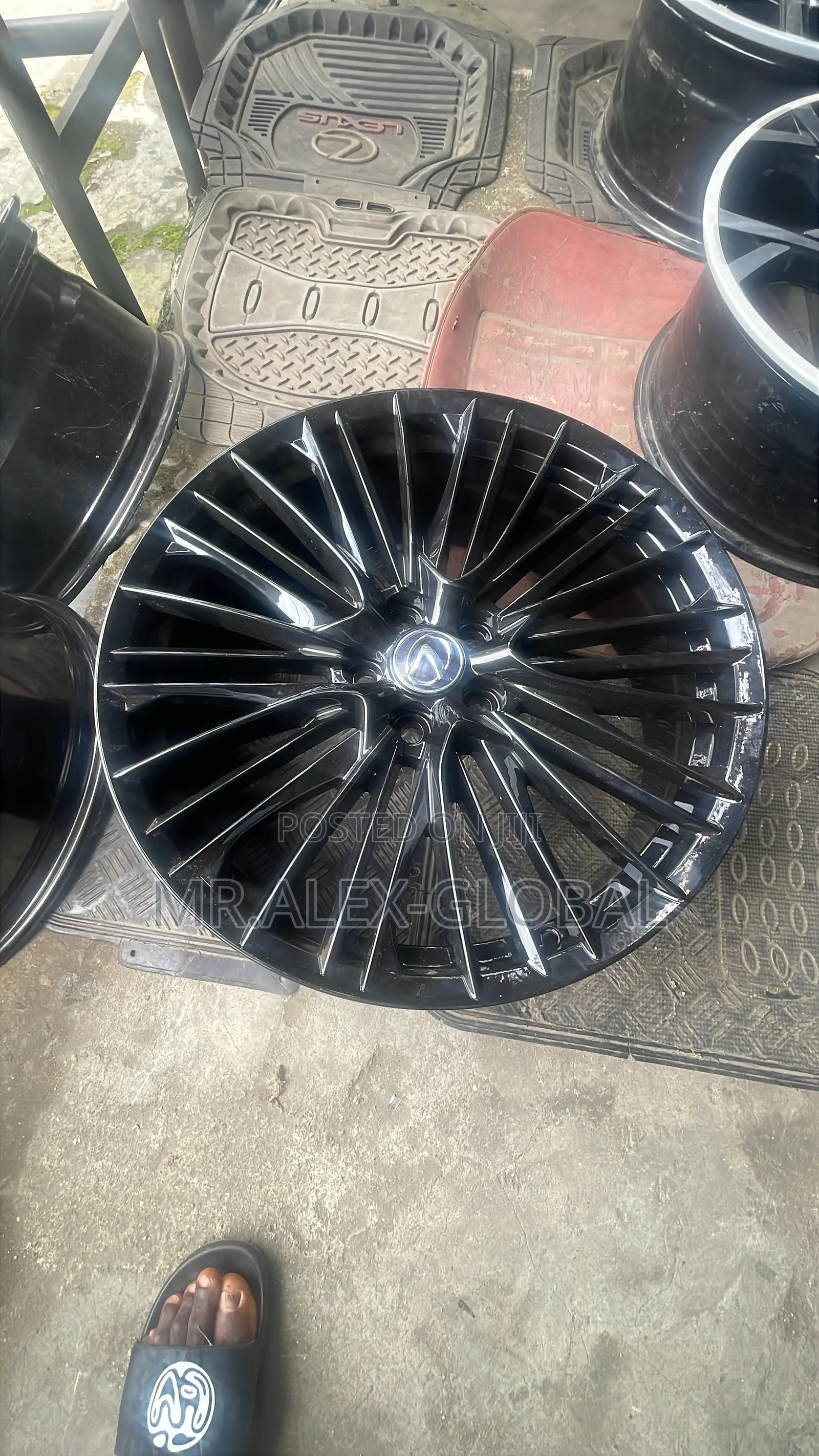 20 INCHES Lexus RX350 Original Black