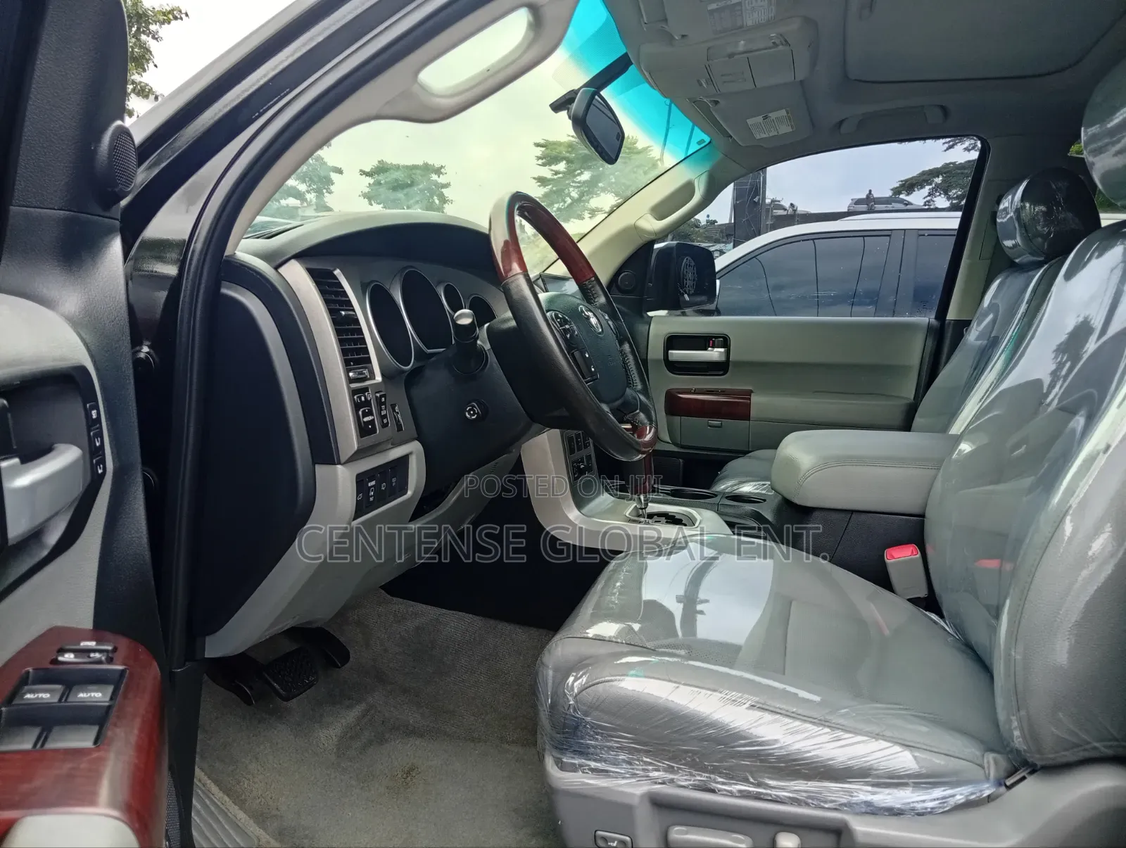 Toyota Sequoia 2015 Black