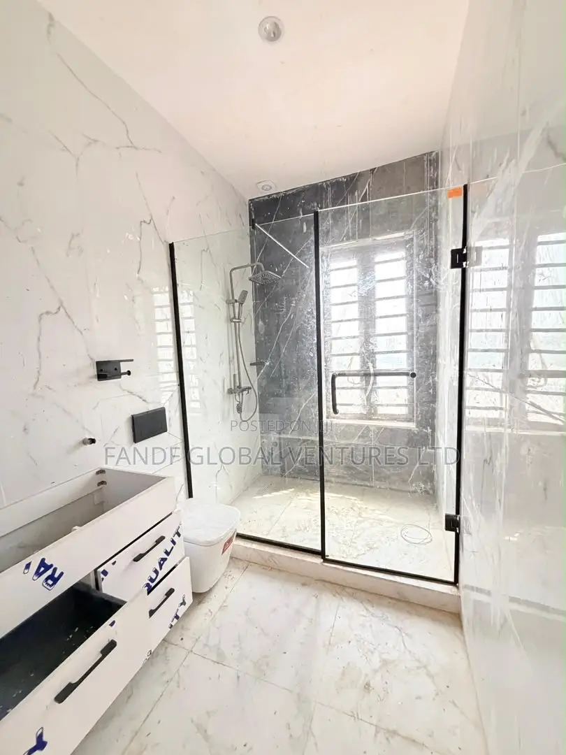 4bdrm Duplex in Ikeja GRA for sale