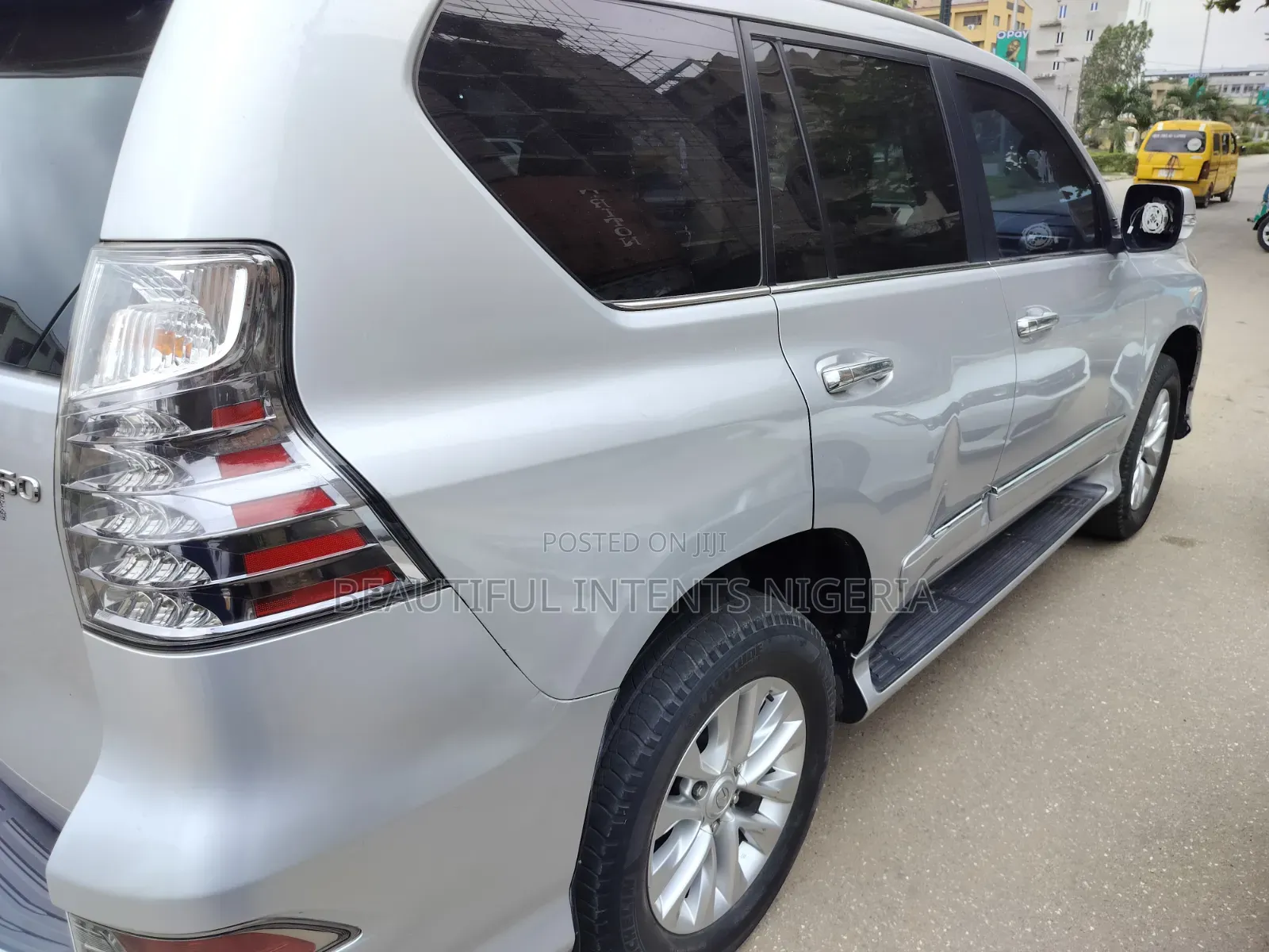 Lexus GX 2018 Silver