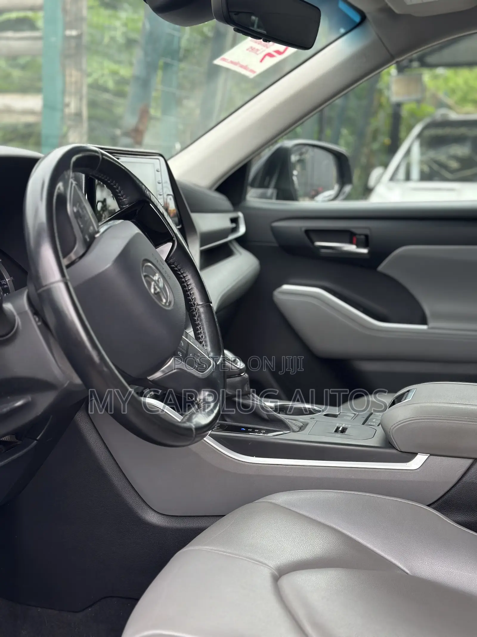 Toyota Highlander XLE 2021 Blue