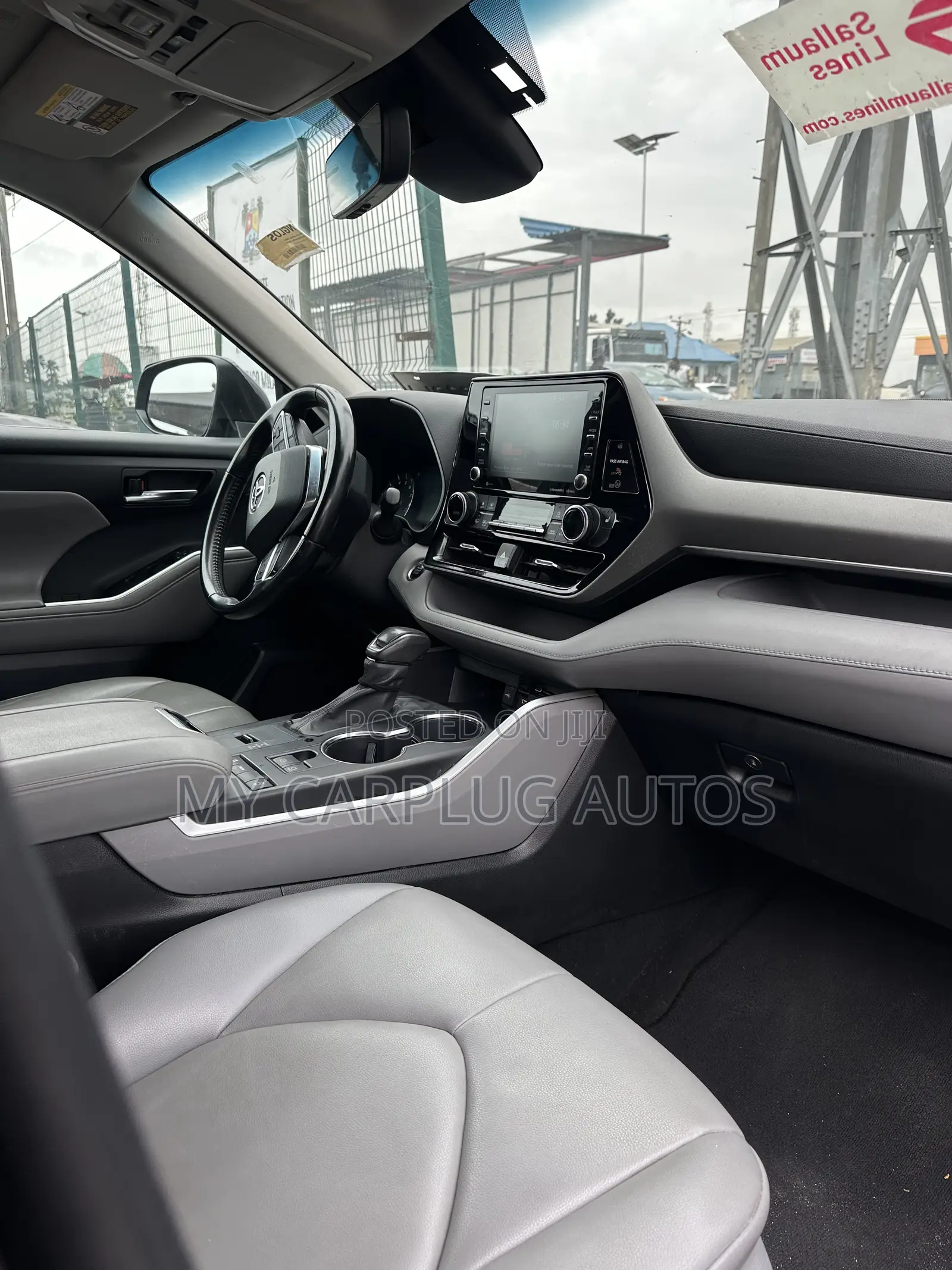 Toyota Highlander XLE 2021 Blue