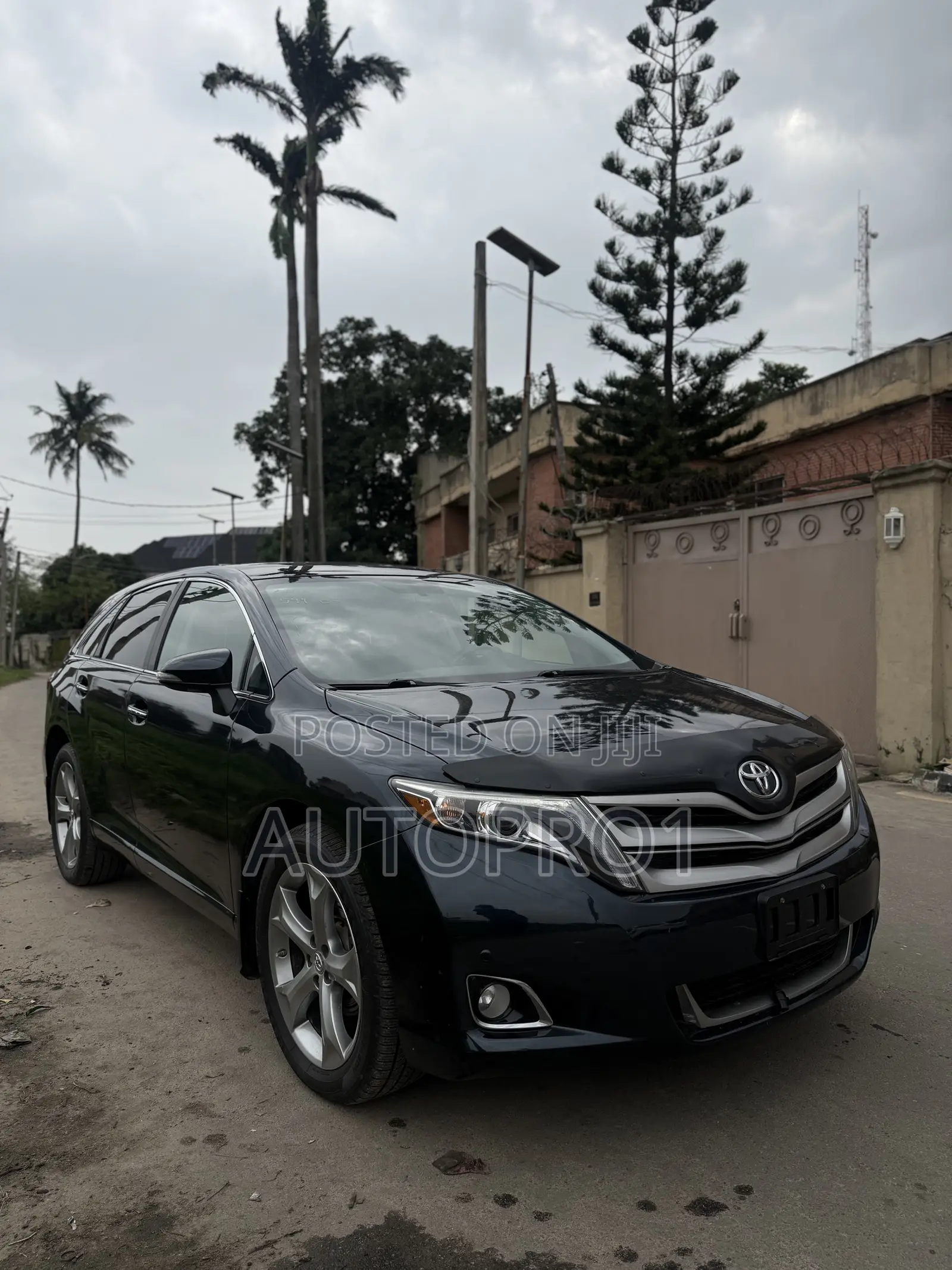 Toyota Venza Limited 4dr Wagon AWD (3.5L 6cyl 6A) 2015 Blue