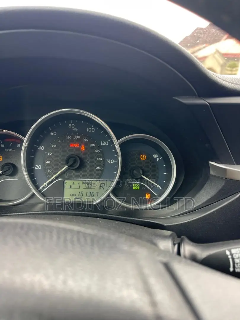 Toyota Corolla LE Eco 4dr Sedan (1.8L 4cyl CVT) 2014 Gray