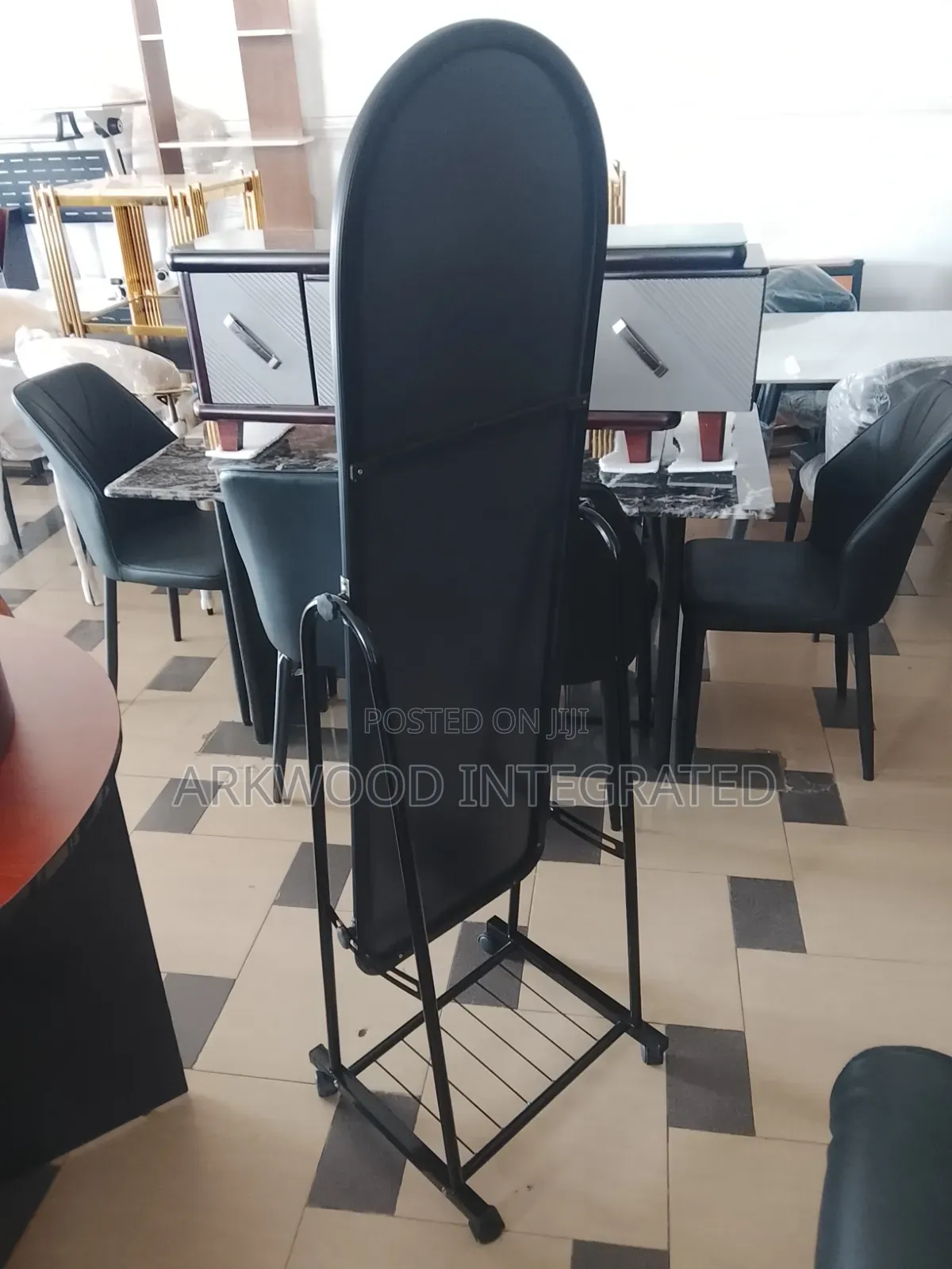 Standing Mobile Mirror With Rack 152cm/30cm