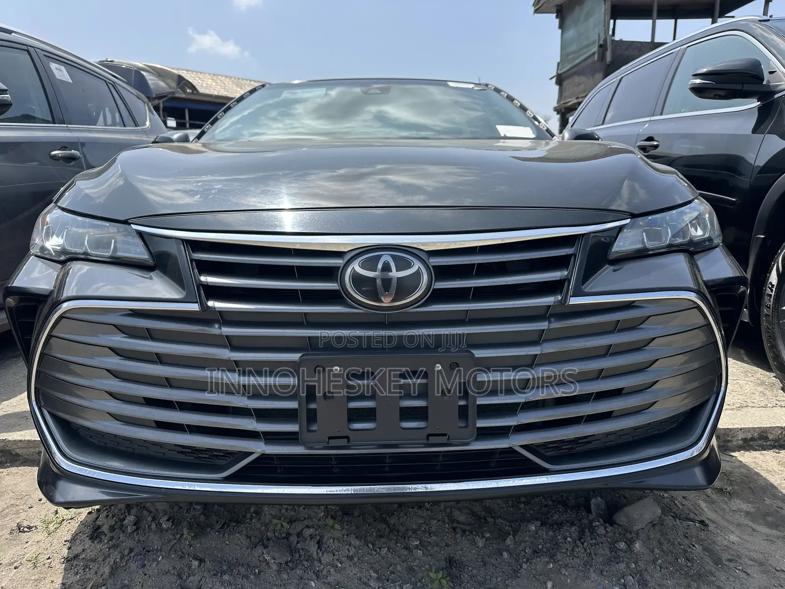 Toyota Avalon XLE 2020 Black