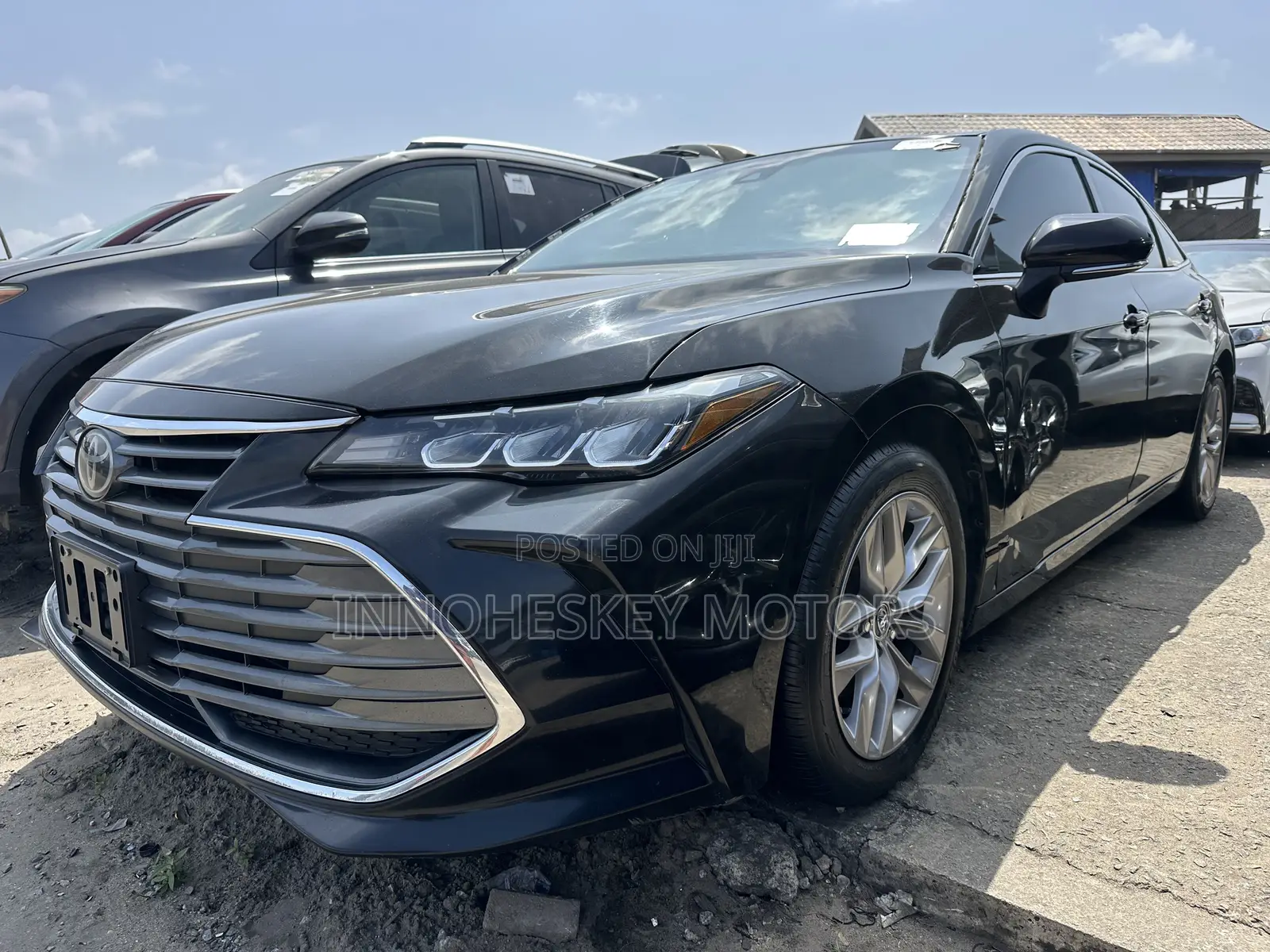 Toyota Avalon XLE 2020 Black