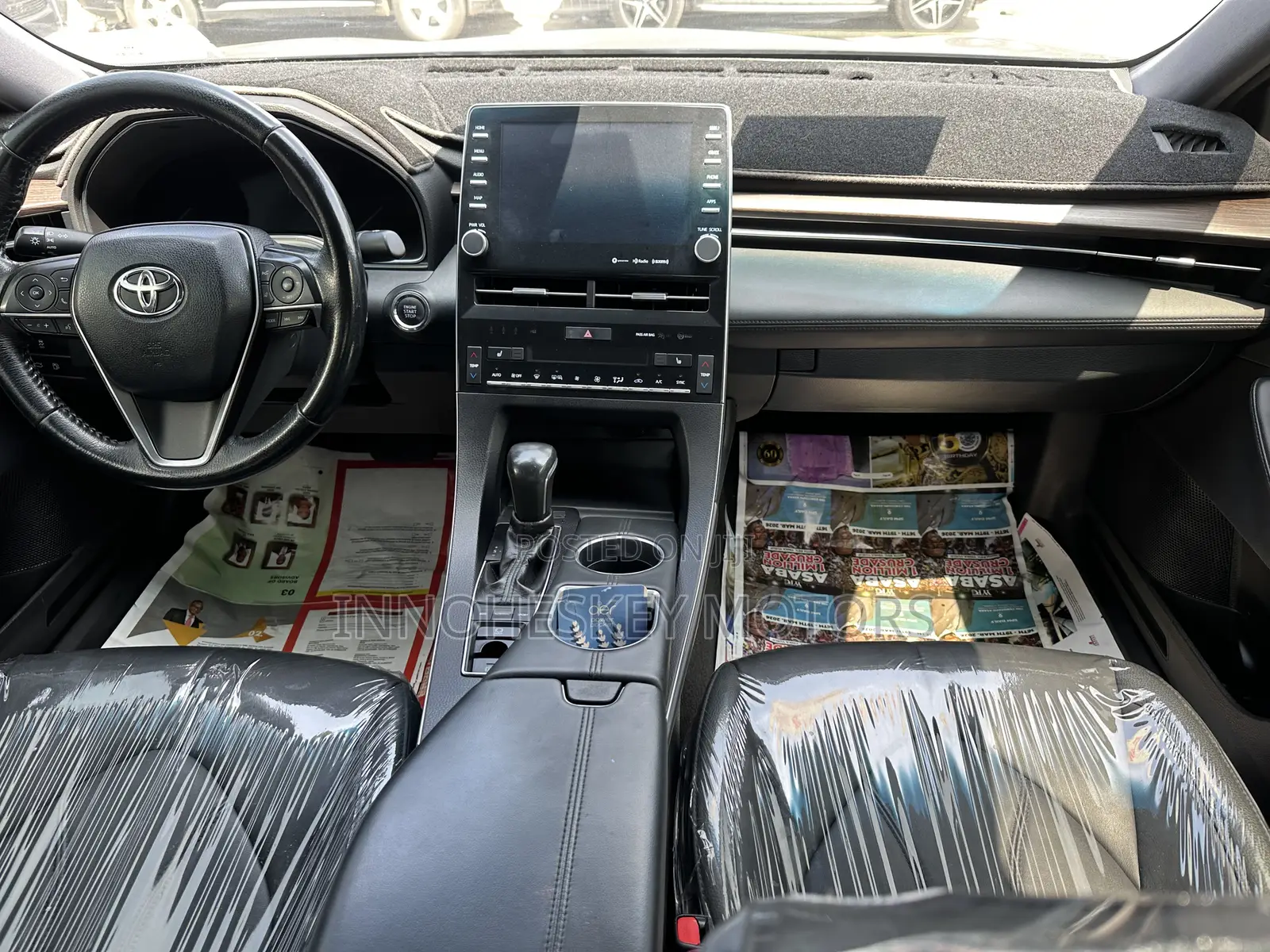 Toyota Avalon XLE 2020 Black