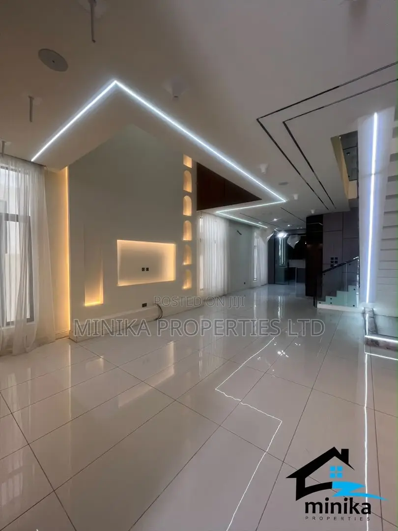 5bdrm Duplex in Orchid Estate, Ikota for sale