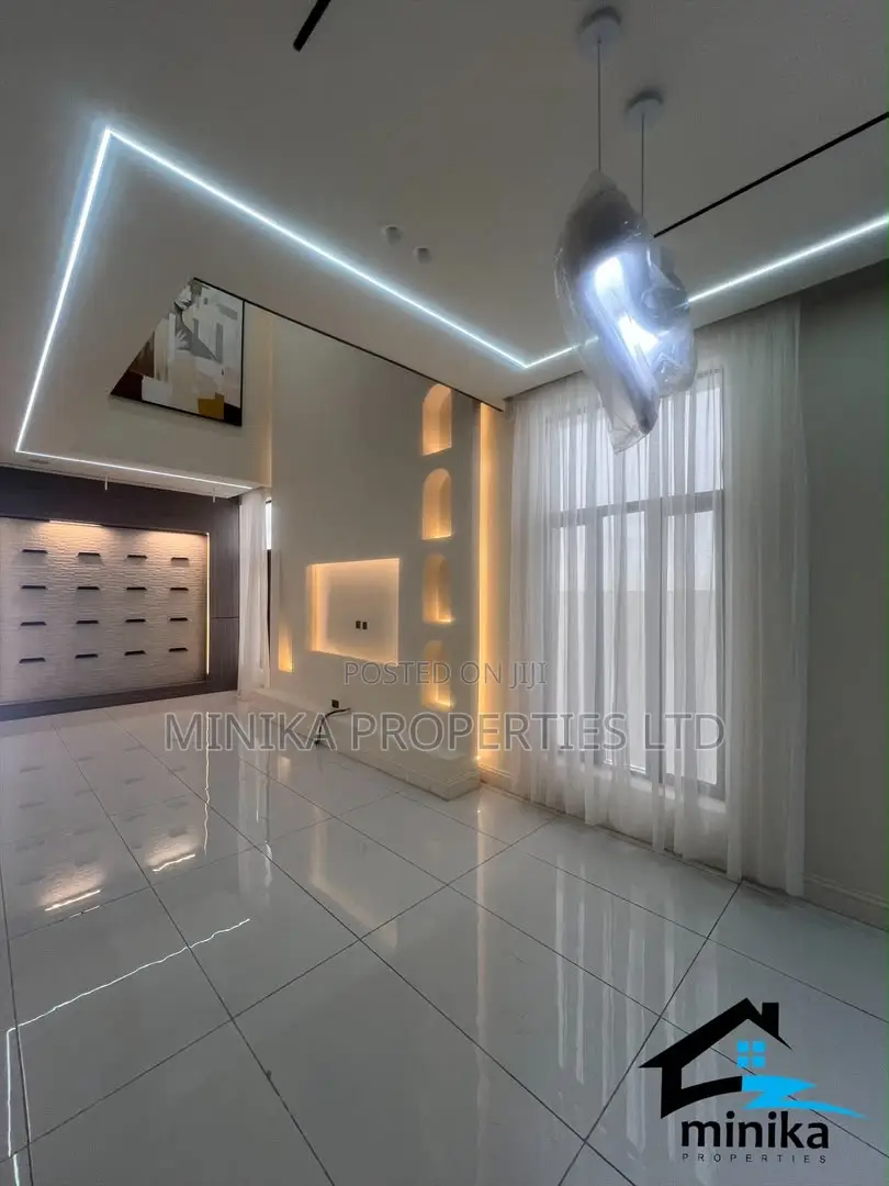 5bdrm Duplex in Orchid Estate, Ikota for sale