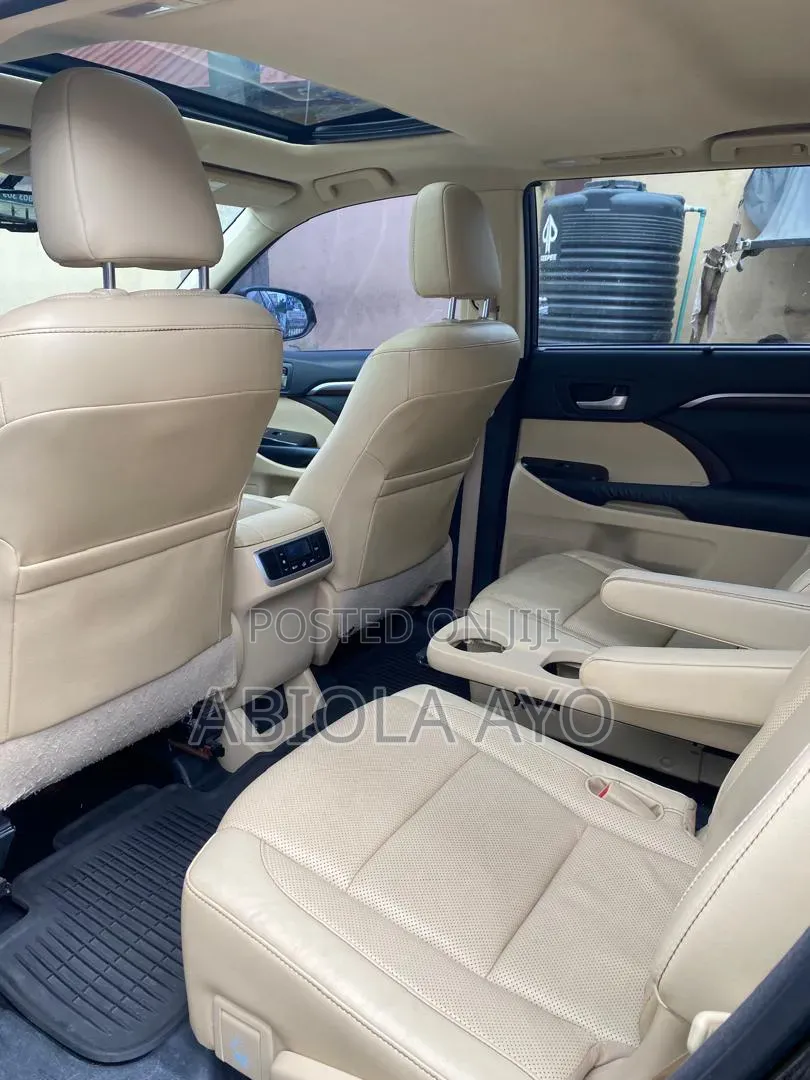 Toyota Highlander 2014 Black