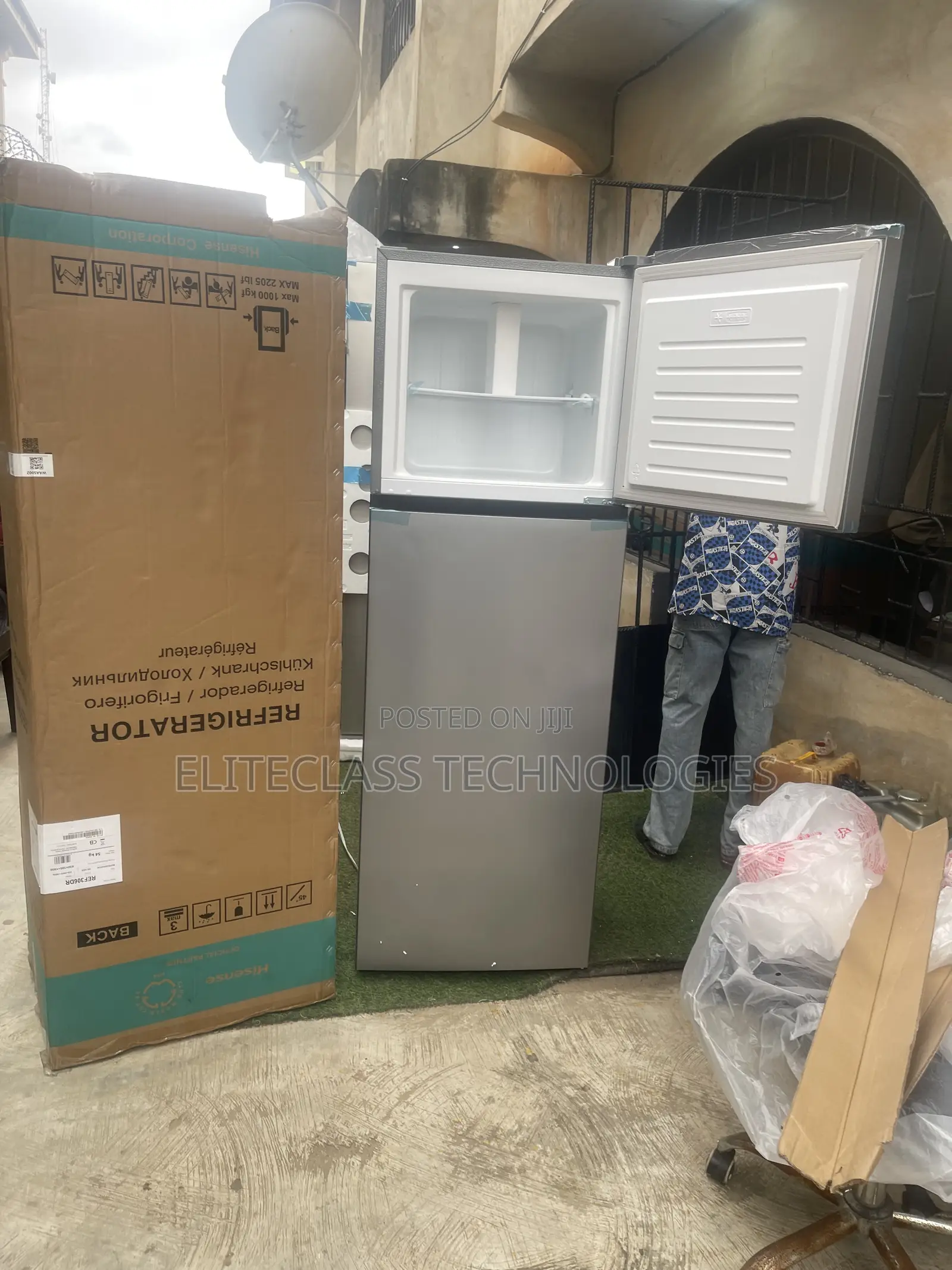 Brand New Hisense 306L Food Storage Refrigerator