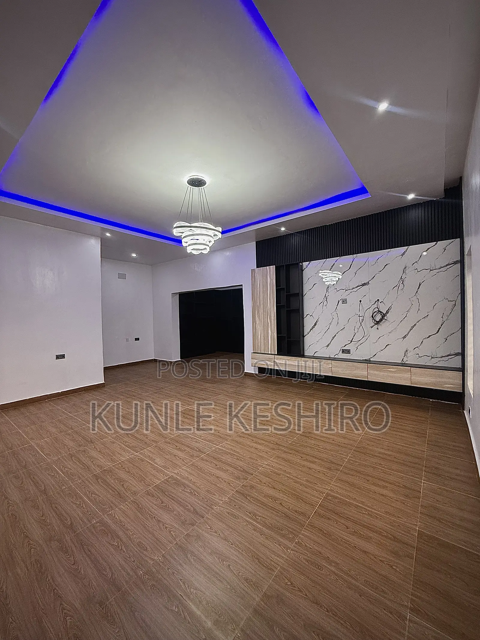 8bdrm Mansion in P&T Estate, Abesan for sale