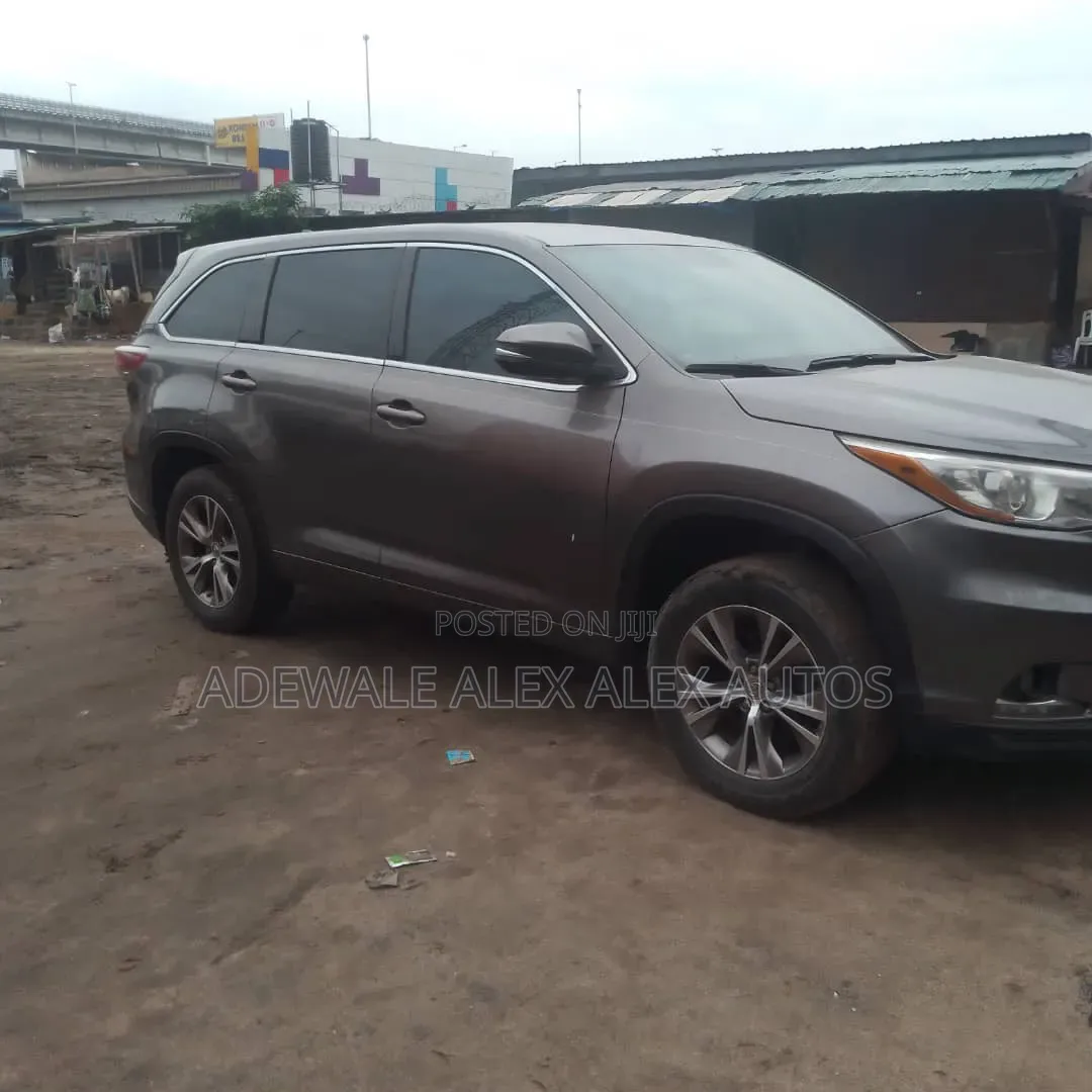 Toyota Highlander 2016 Gray