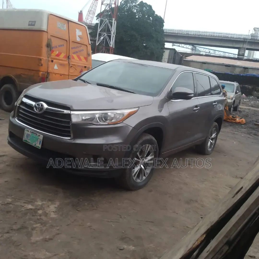 Toyota Highlander 2016 Gray
