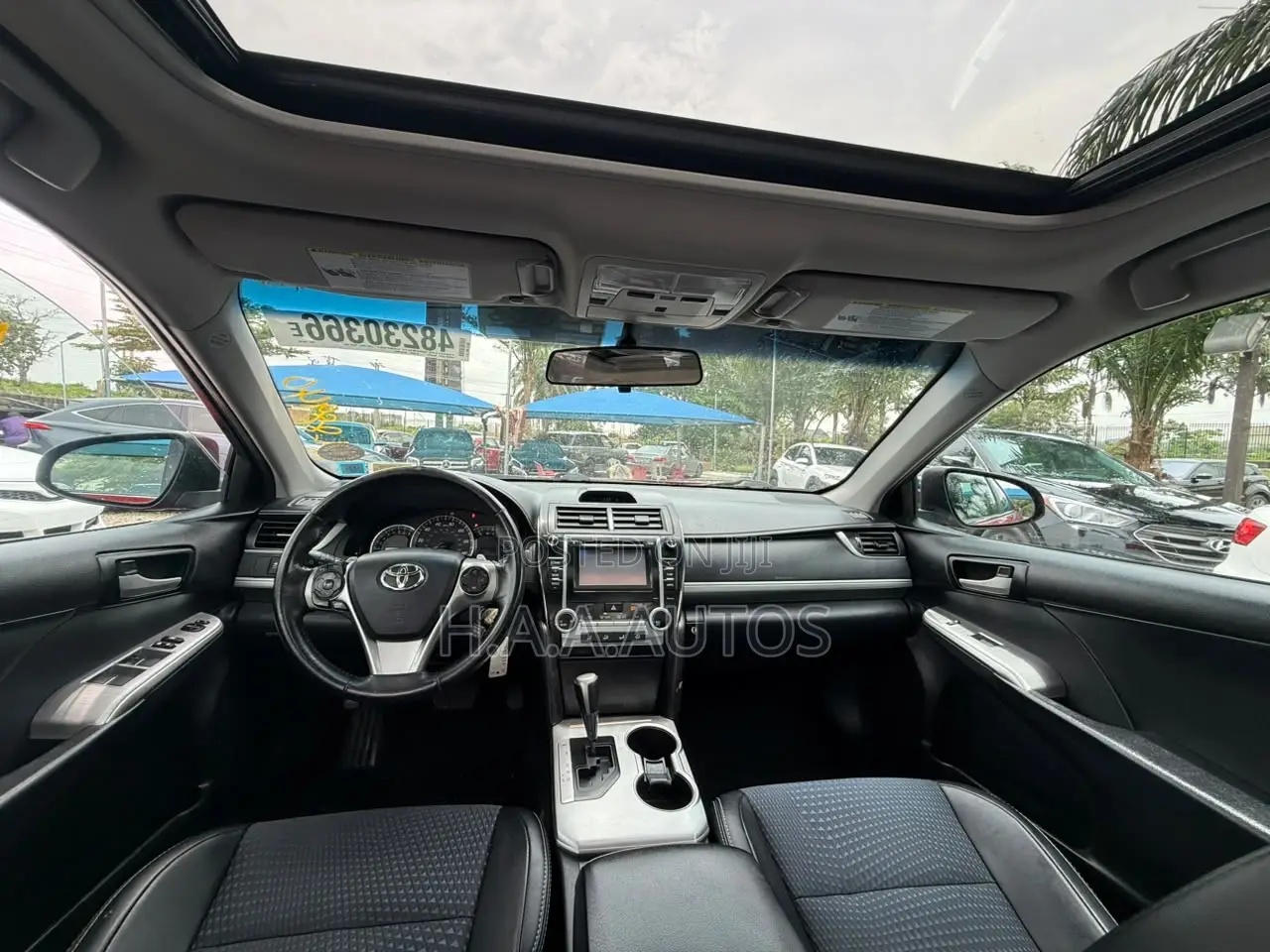 Toyota Camry SE 4dr Sedan (2.5L 4cyl 6A) 2014 Red