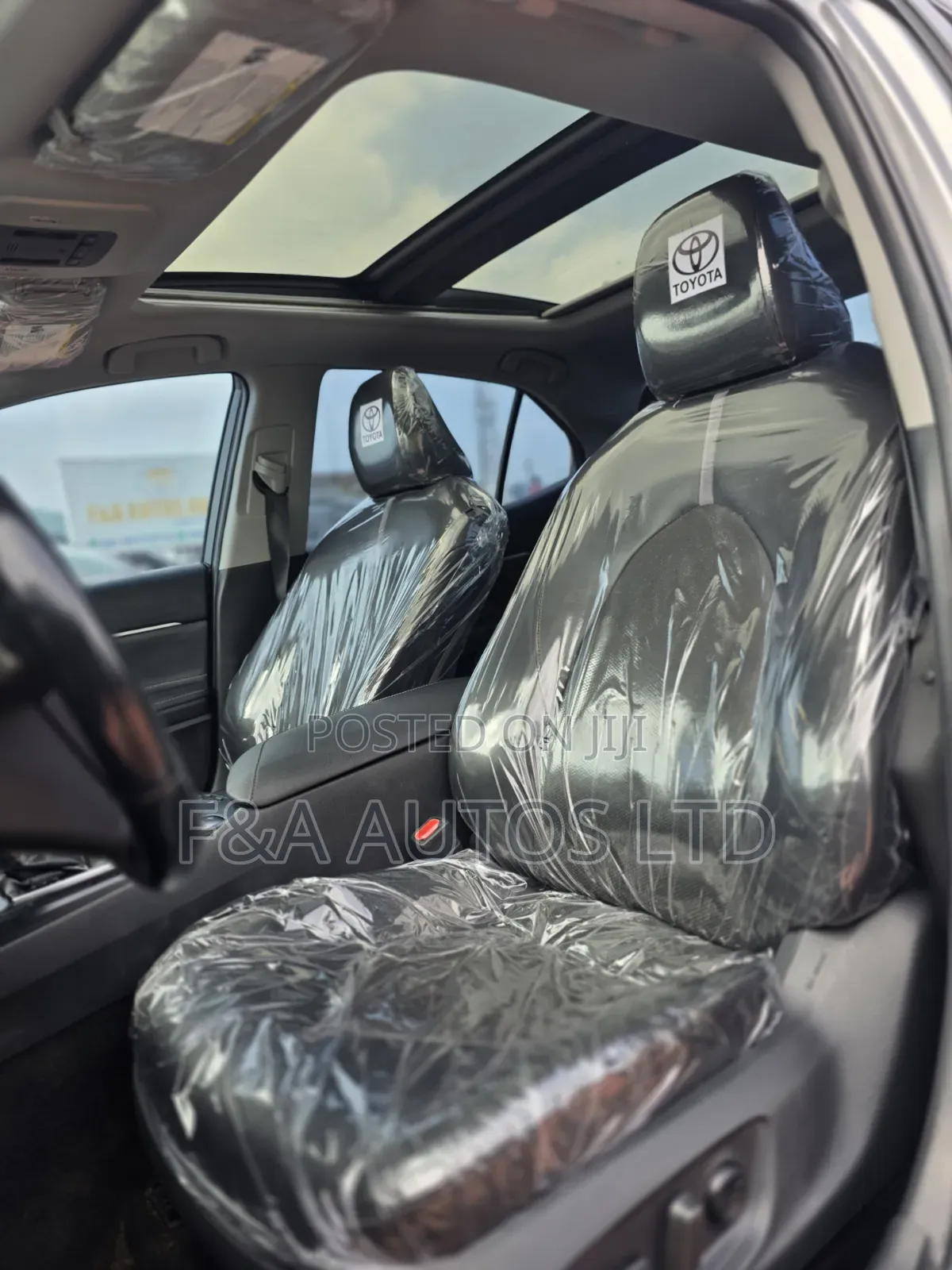 Toyota Camry 2018 Silver