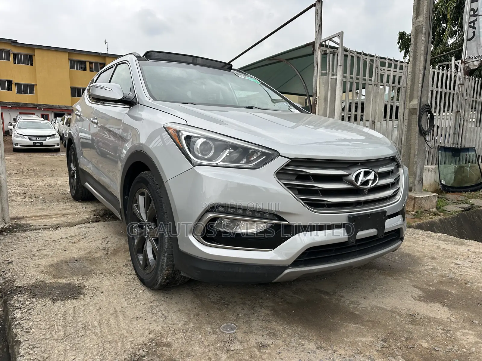 Hyundai Santa Fe SE AWD 2017 Silver