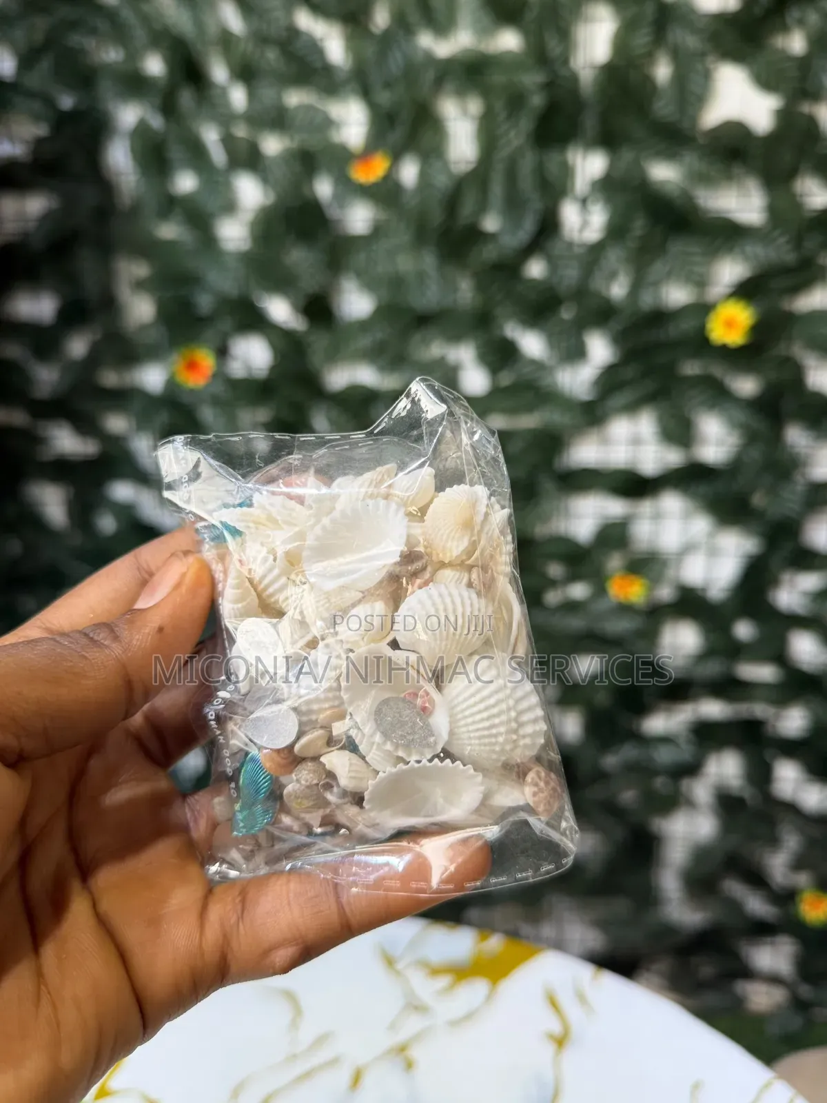 Rhinestones, Acrylic Gems, Seashell Beads Glow in the Dark Pebbles