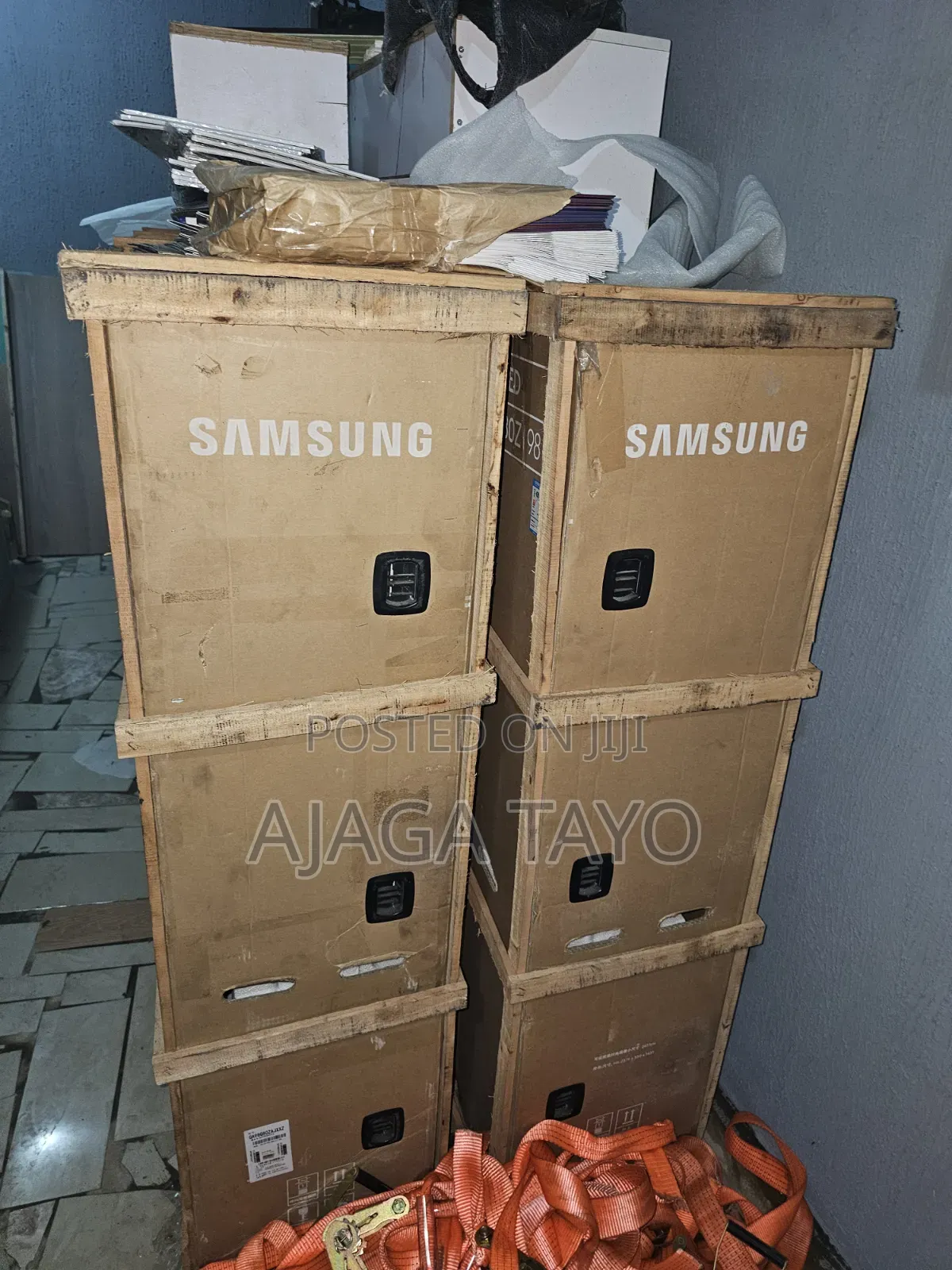 98" Samsung QLED Smart TV With Roku
