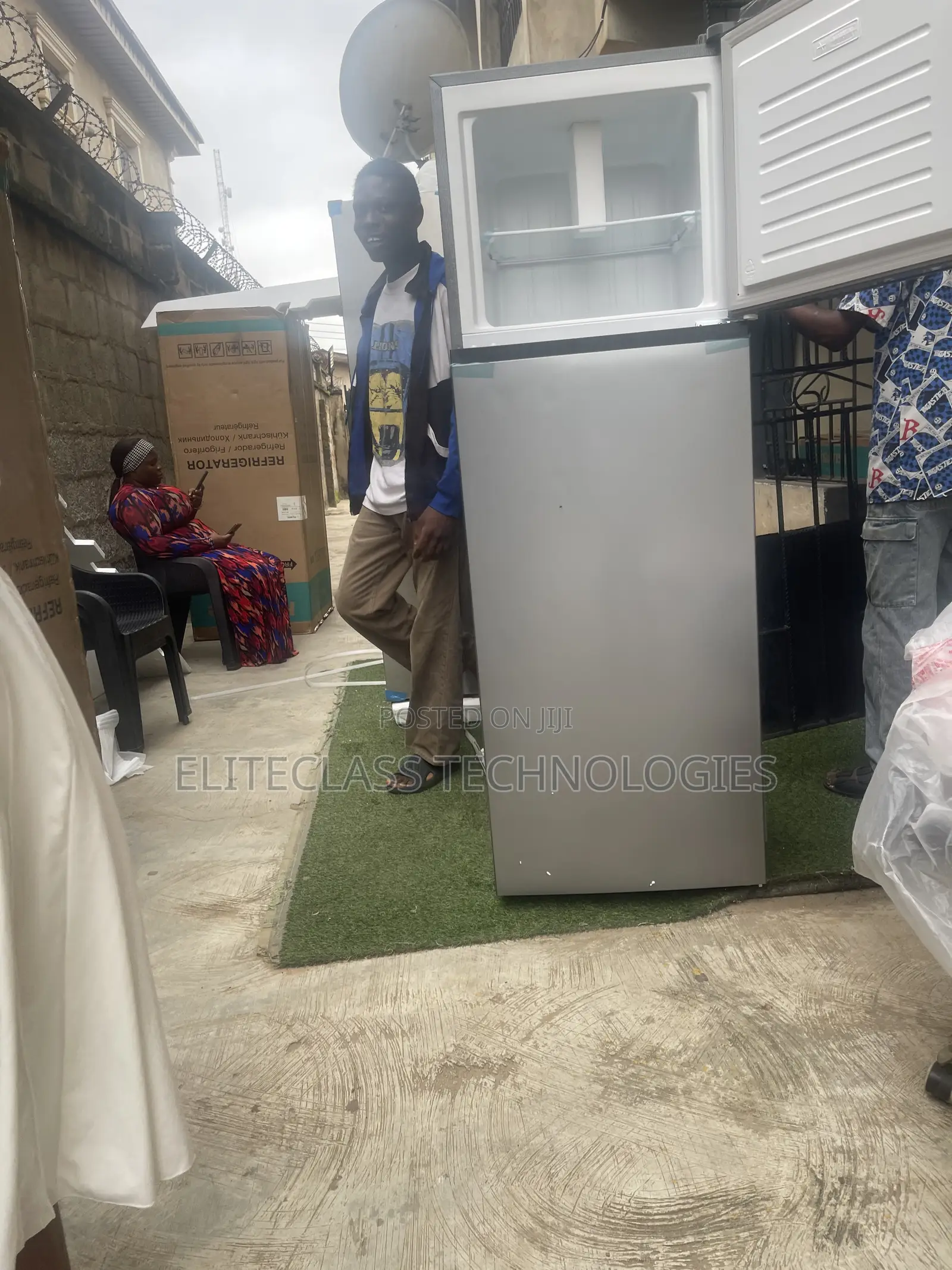 New Hisense 306DR Household Fridge