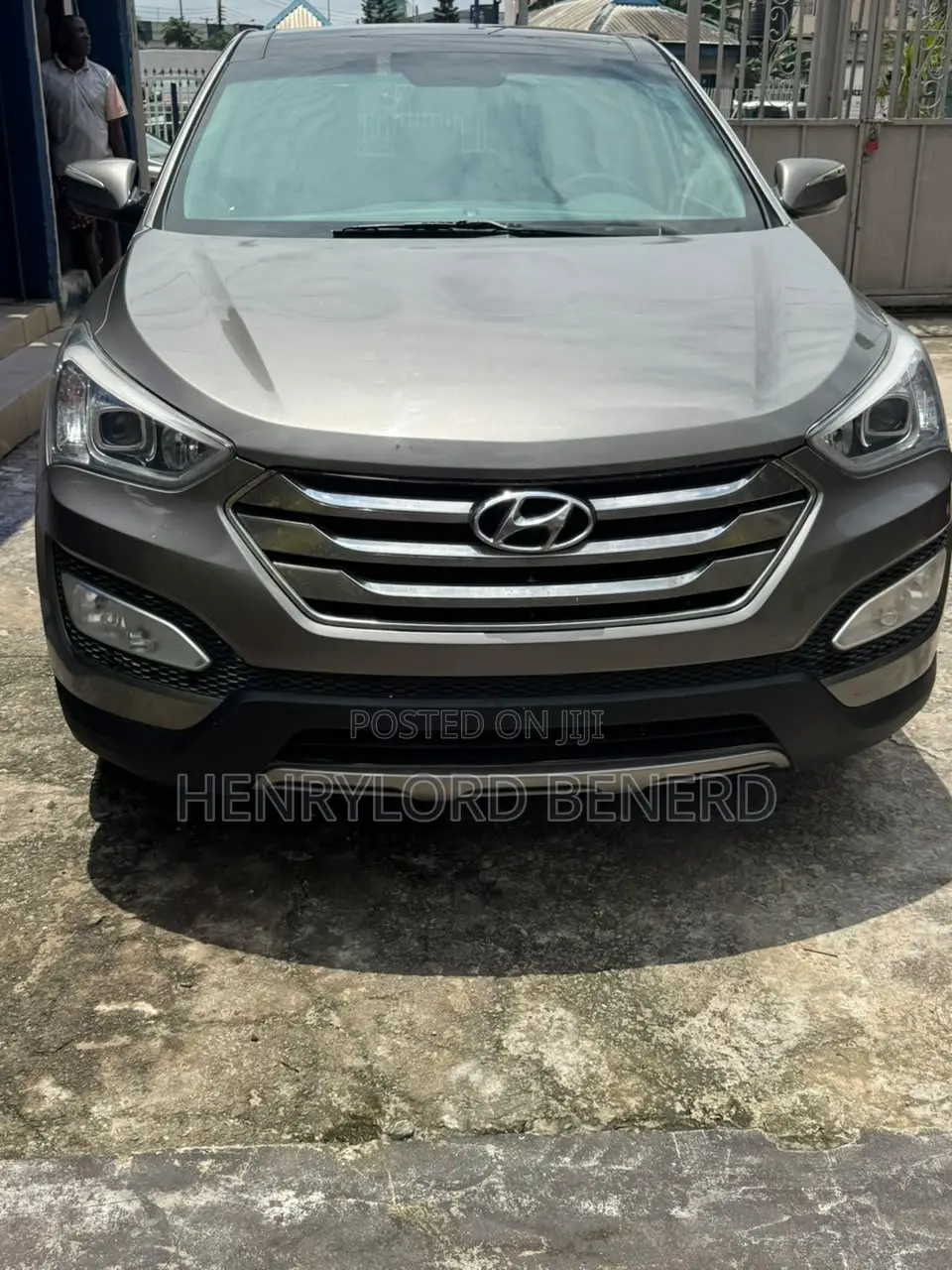 Hyundai Santa Fe Limited 4dr SUV (3.3L 6cyl 6A) 2014 Gray