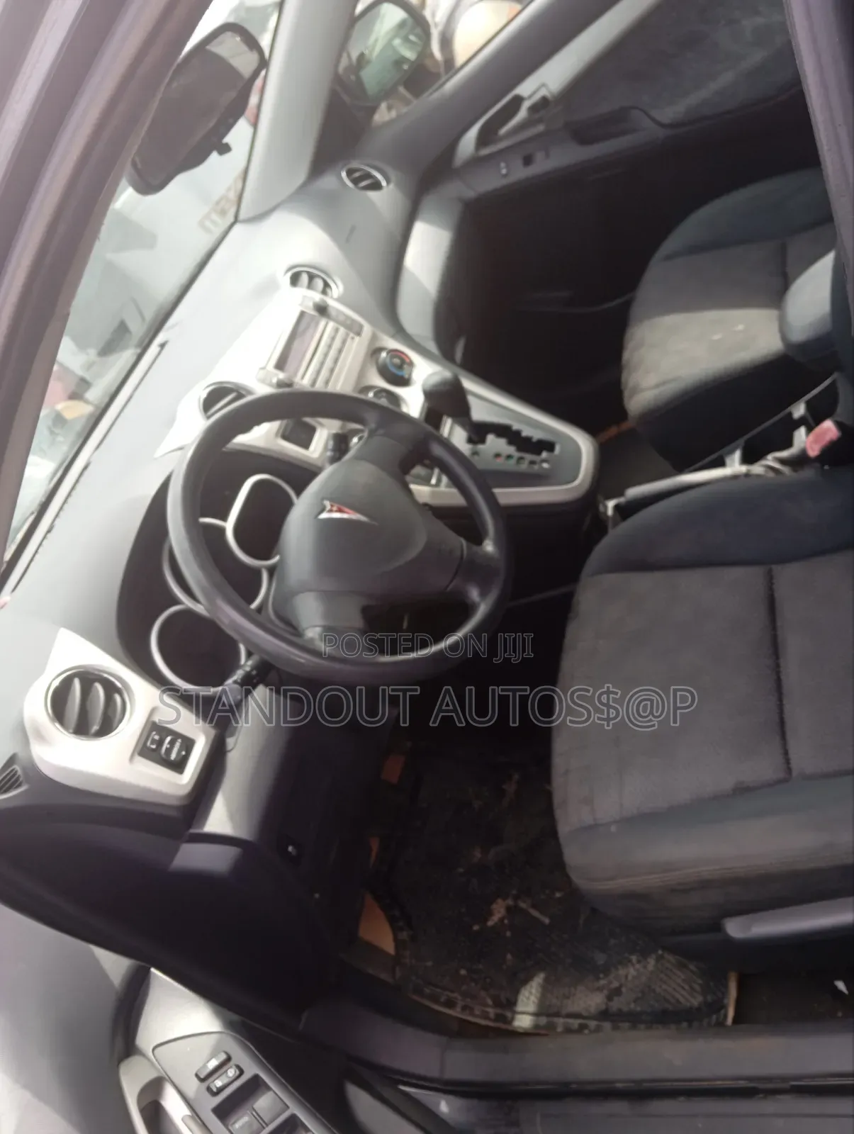 Pontiac Vibe 2009 Gray