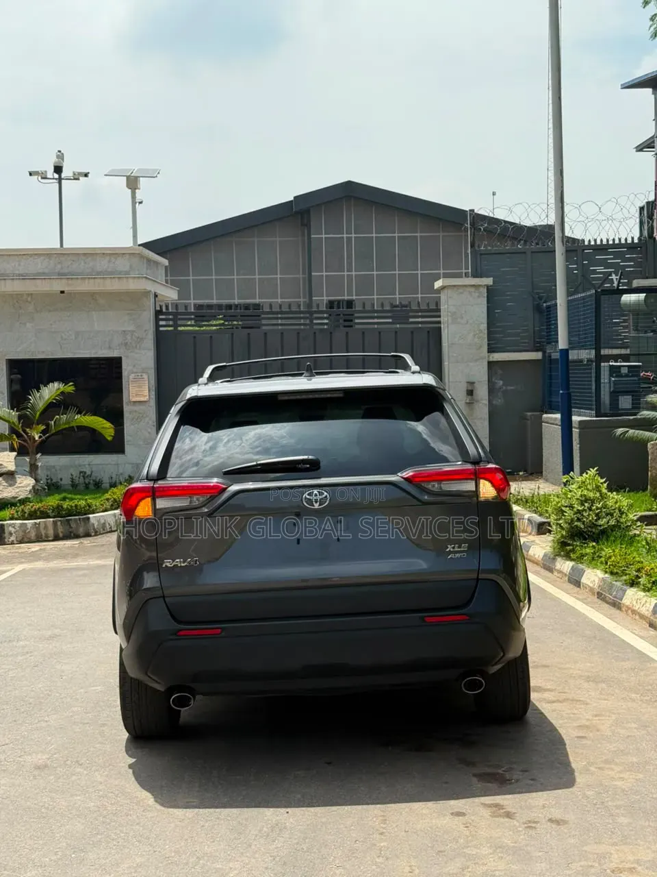 Toyota RAV4 XLE AWD 2020 Green