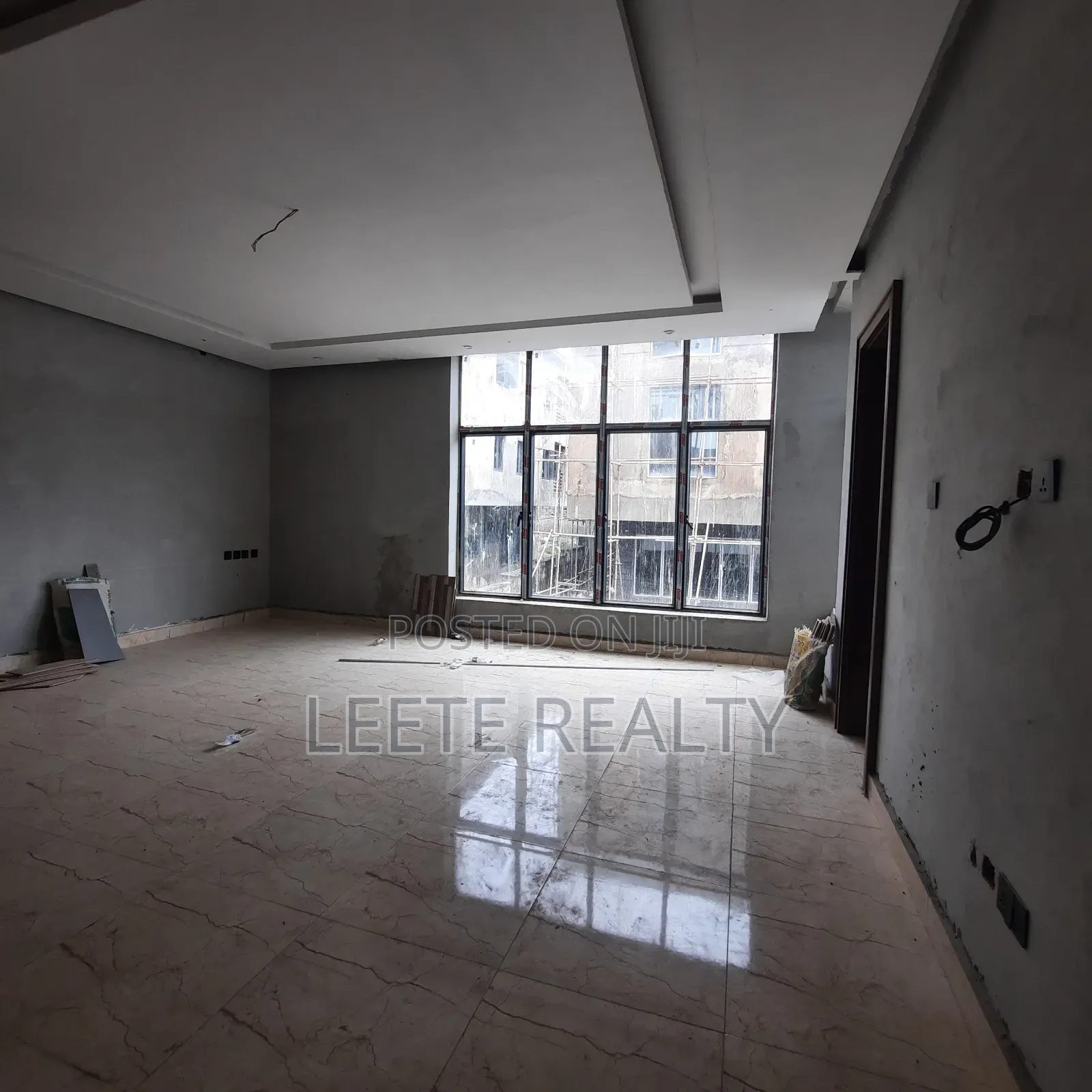 5bdrm Duplex in Wuye for sale