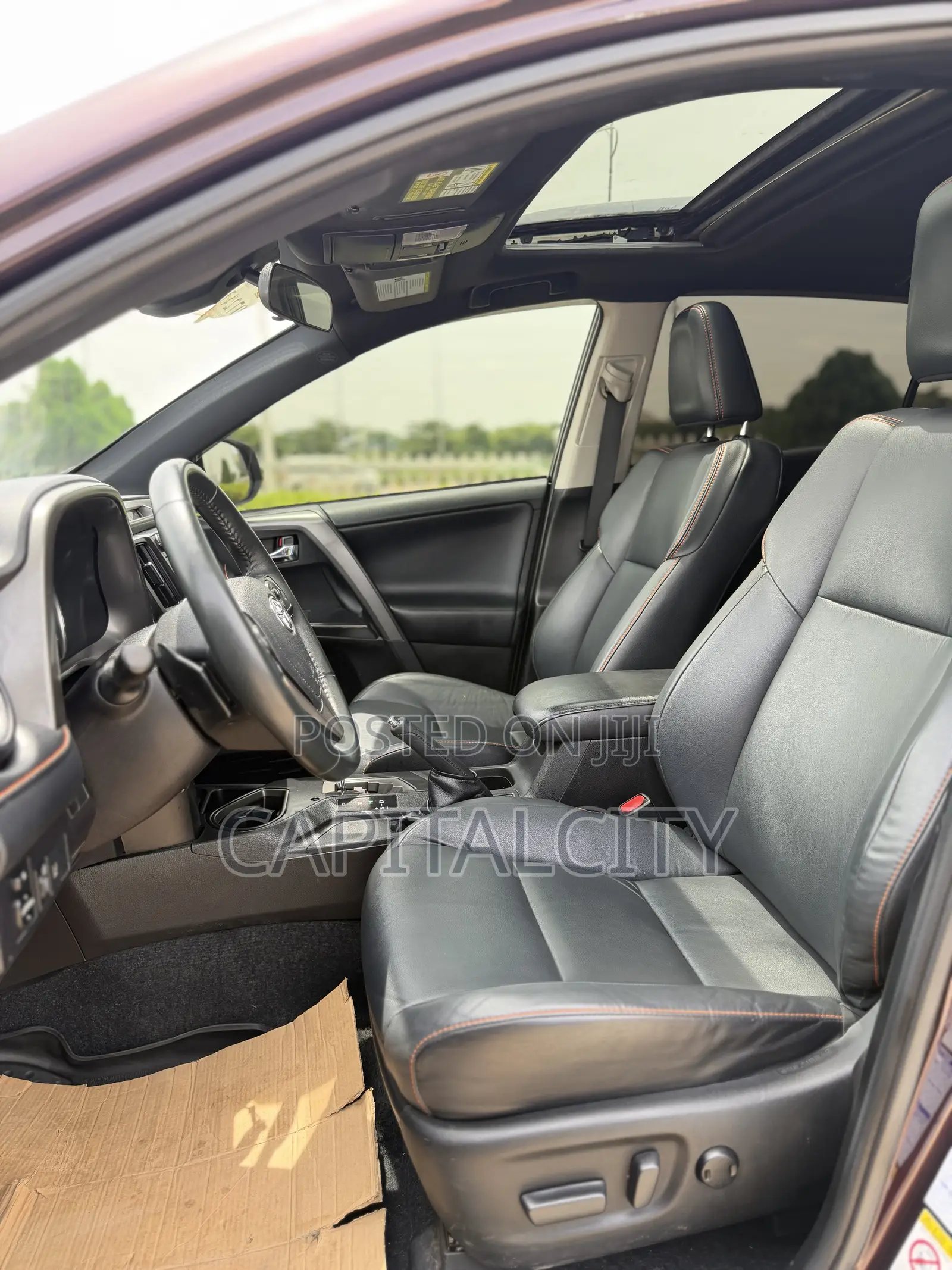 Toyota RAV4 SE AWD (2.5L 4cyl 6A) 2017 Maroon