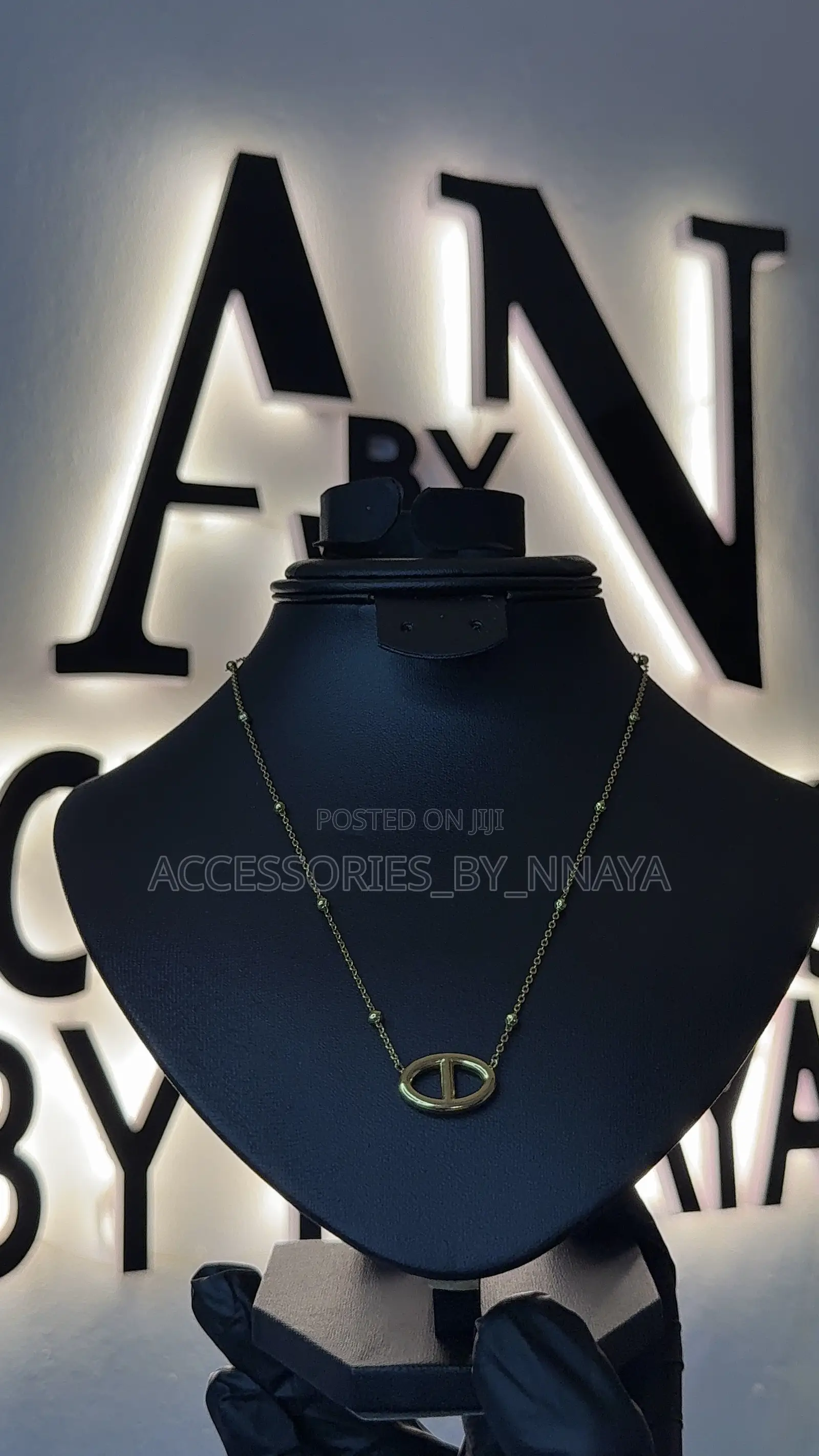 Gold CD Oval Pendant Necklace - Beaded Chain