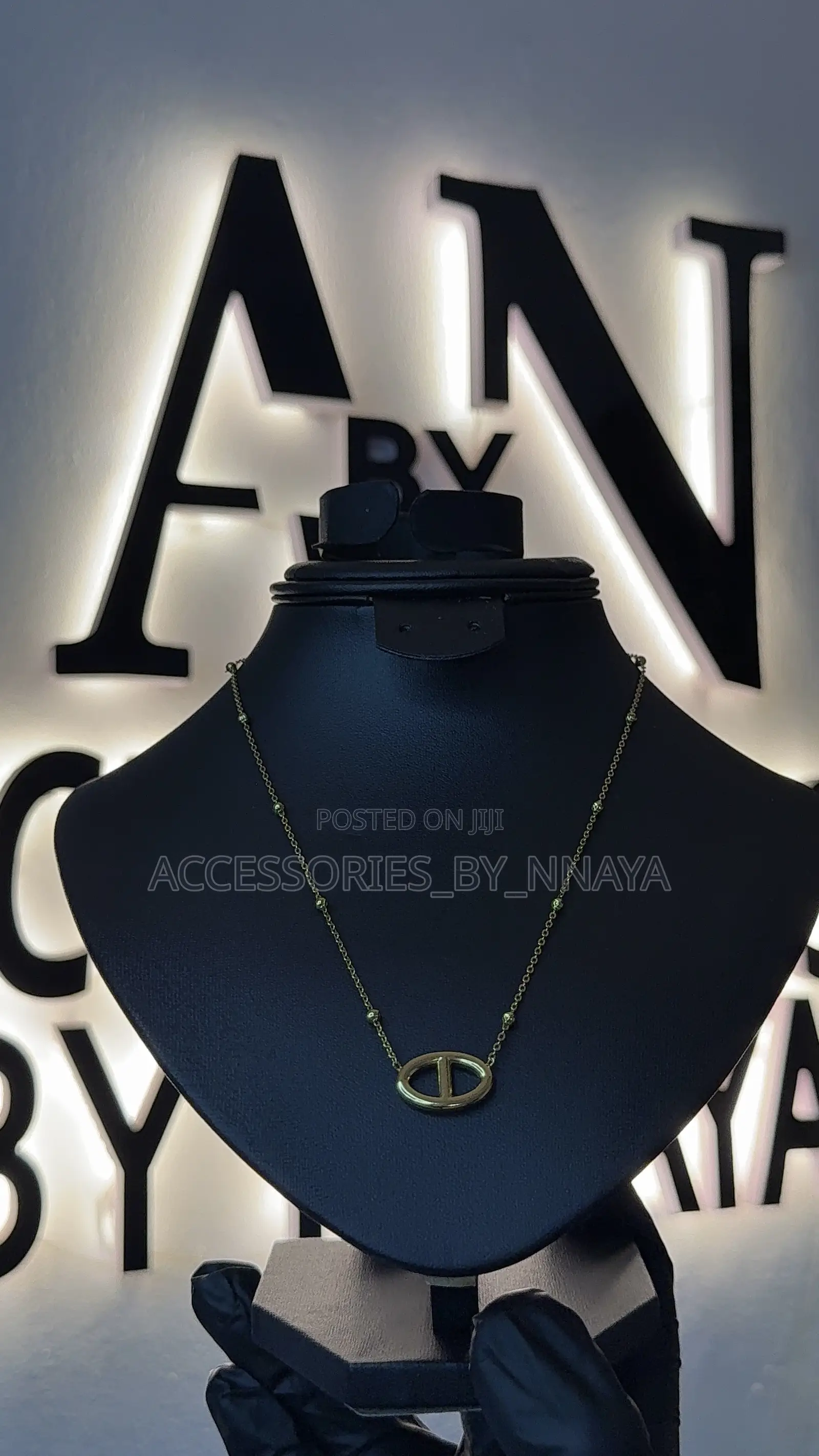 Gold CD Oval Pendant Necklace - Beaded Chain