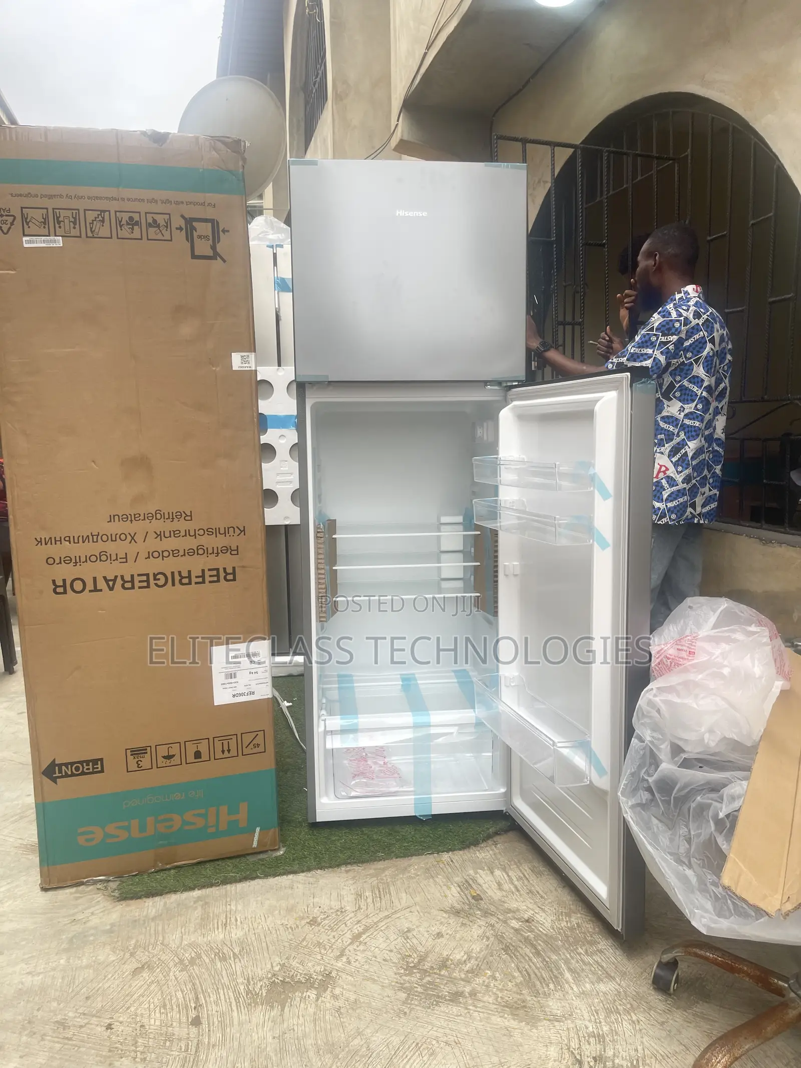 Durable Hisense 306L Refrigeration Appliance