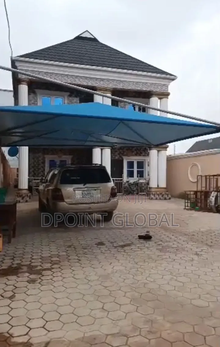 4bdrm Duplex in High Castle Estate, Boys Town for sale