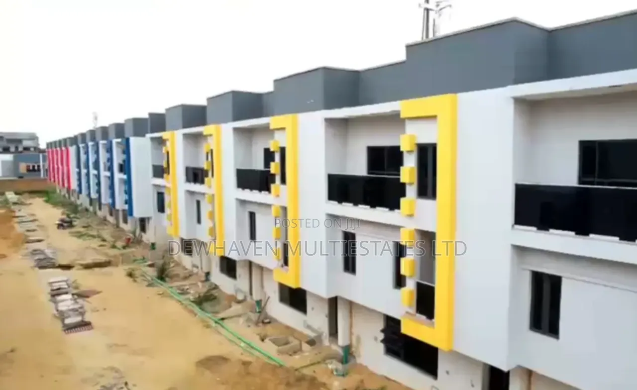 4bdrm Duplex in Mangrove Estate, Ogudu GRA for sale