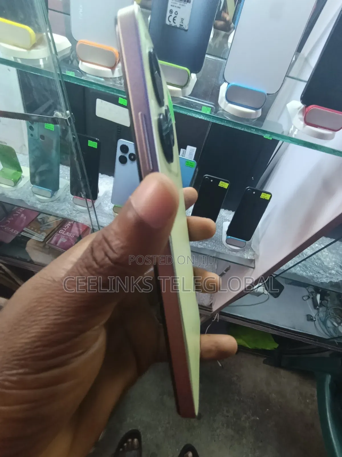 Infinix Smart 8 64 GB Gold