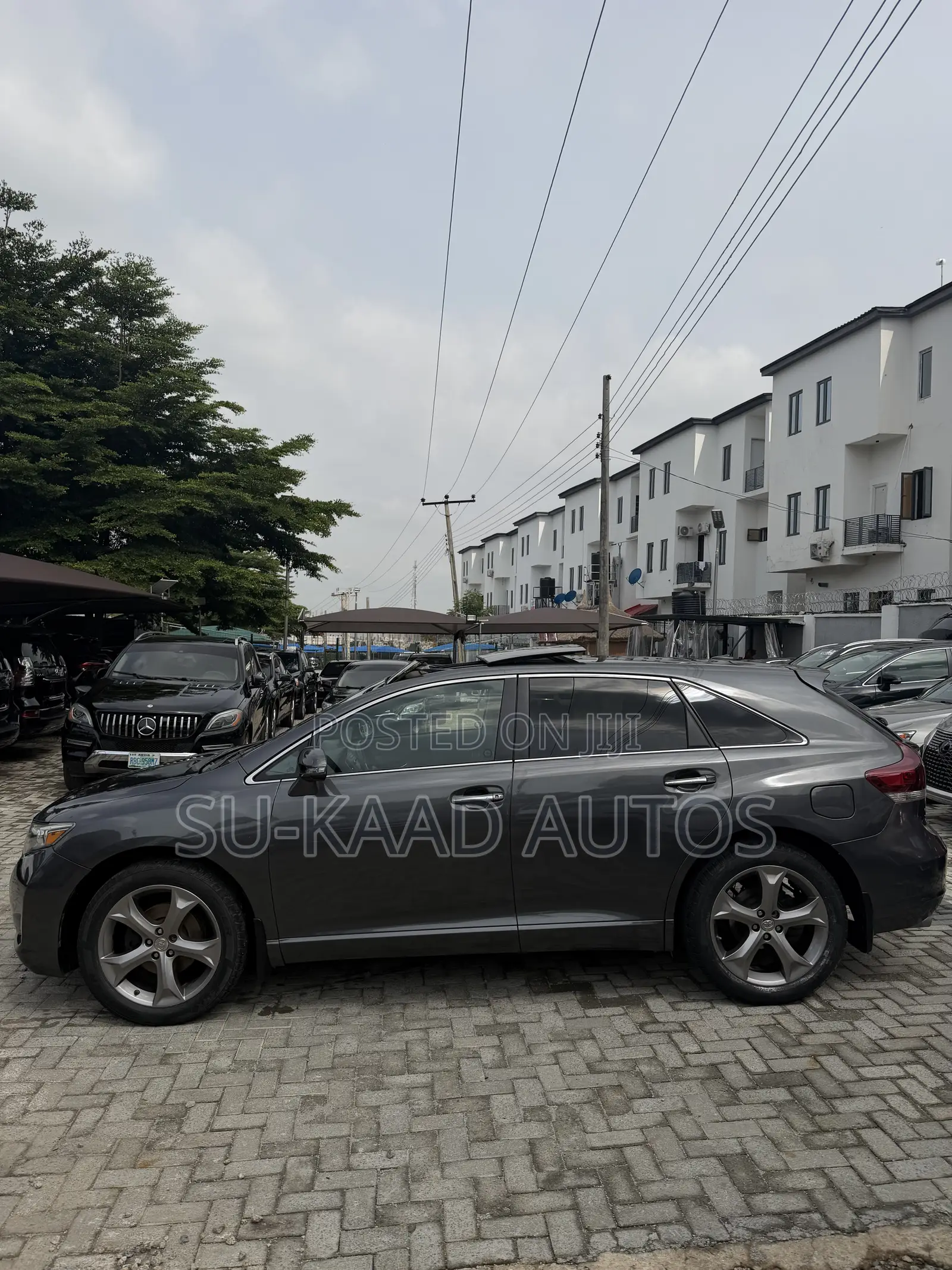 Toyota Venza Limited AWD V6 2013 Gray