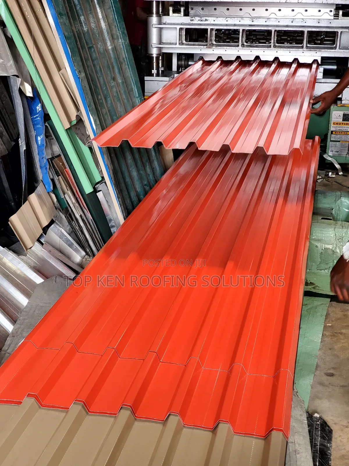 0.55 Tc Red Oven Baked Longspan Aluminium Sheet