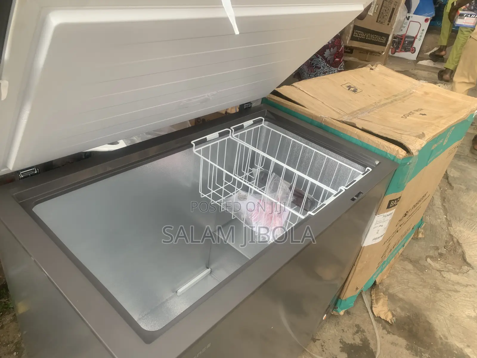 Hisense FC340SH CHEST Freezerw