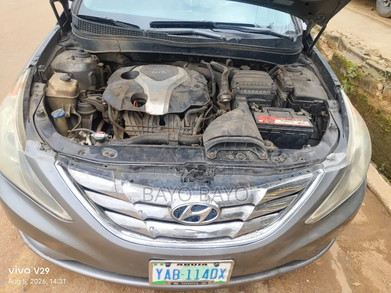 Hyundai Sonata 2012 Gray