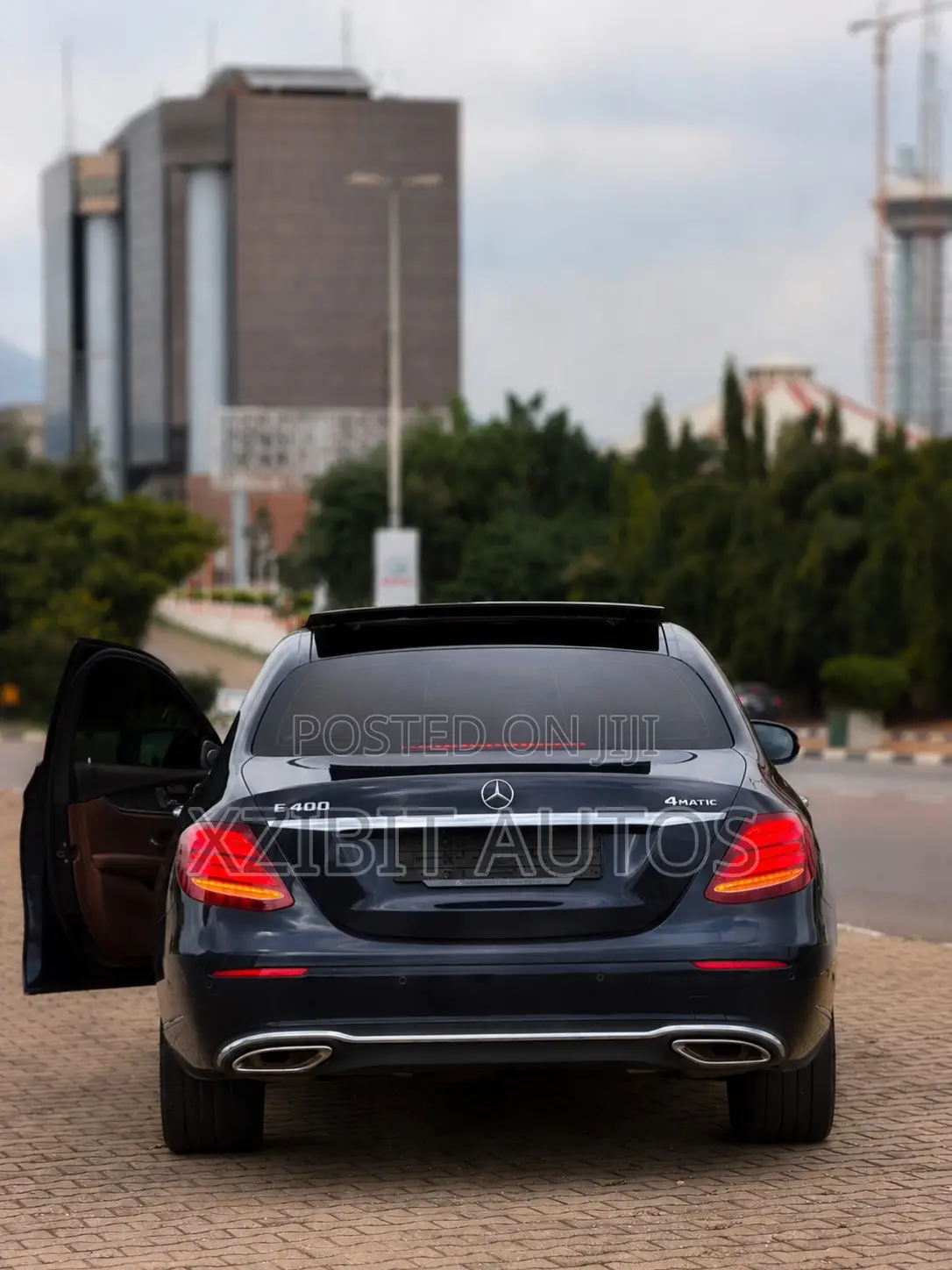 Mercedes-Benz E400 2018 Blue