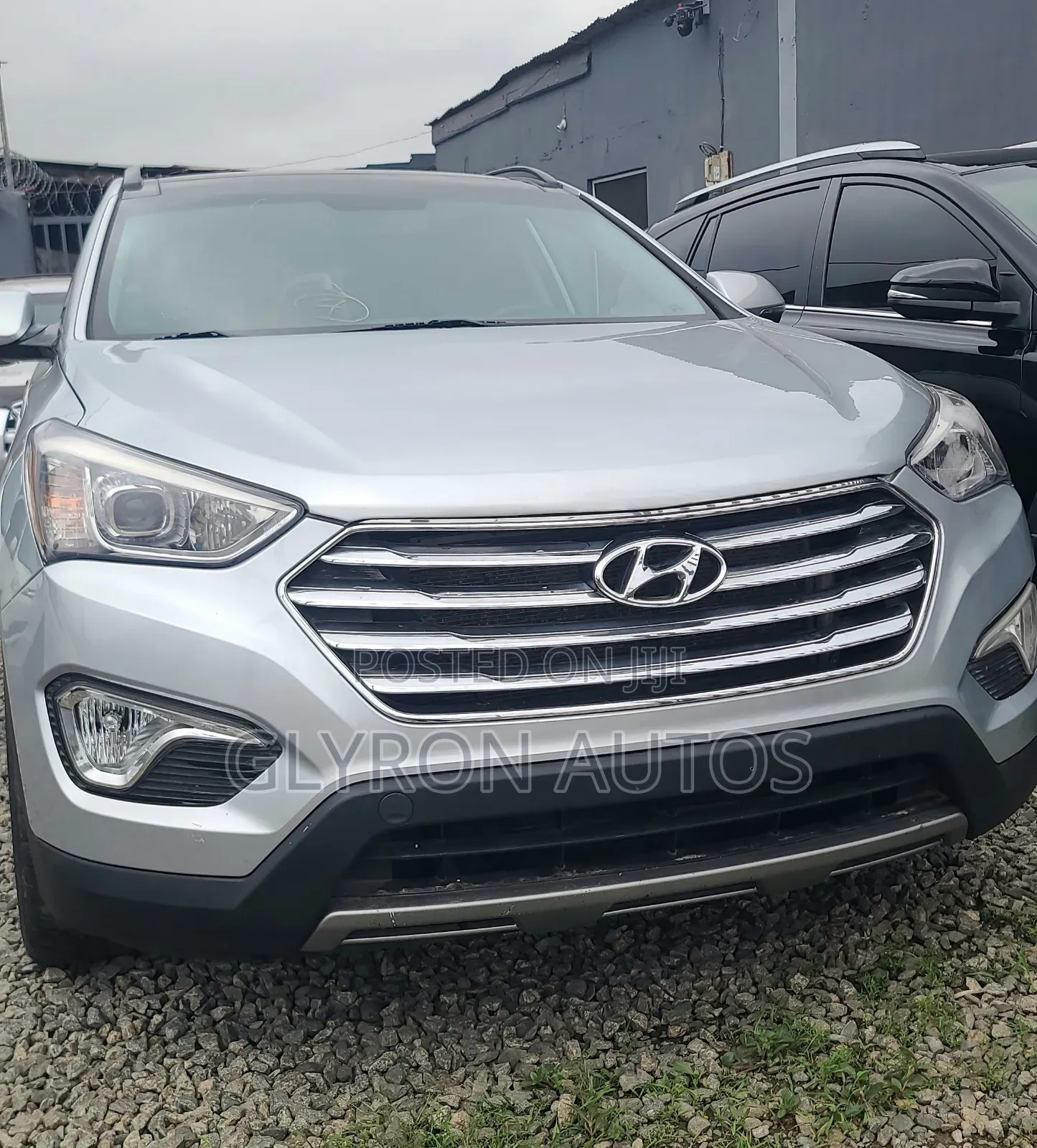 Hyundai Santa Fe Limited w/Saddle Interior 4dr SUV AWD (3.3L 6cyl 6A)