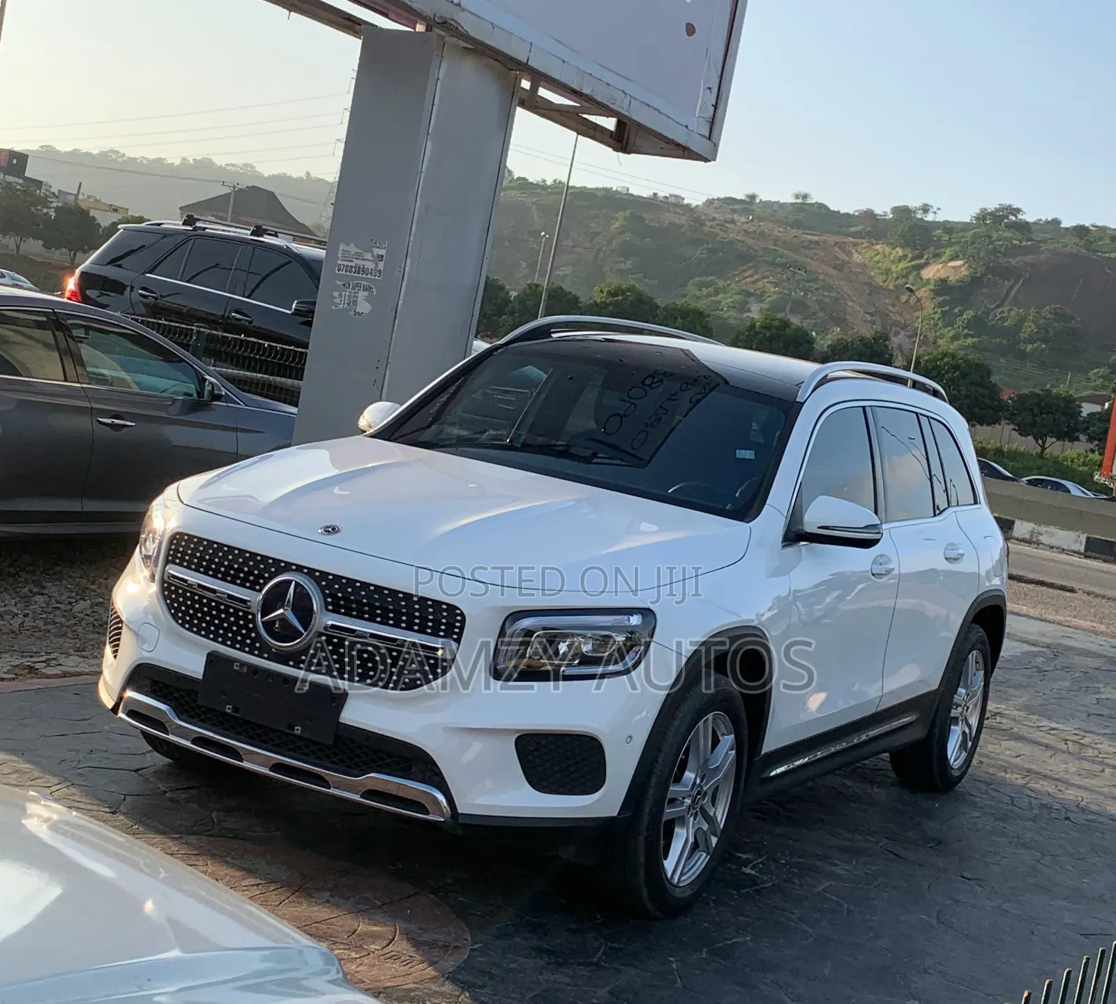 Mercedes-Benz GLB-Class 2022 White