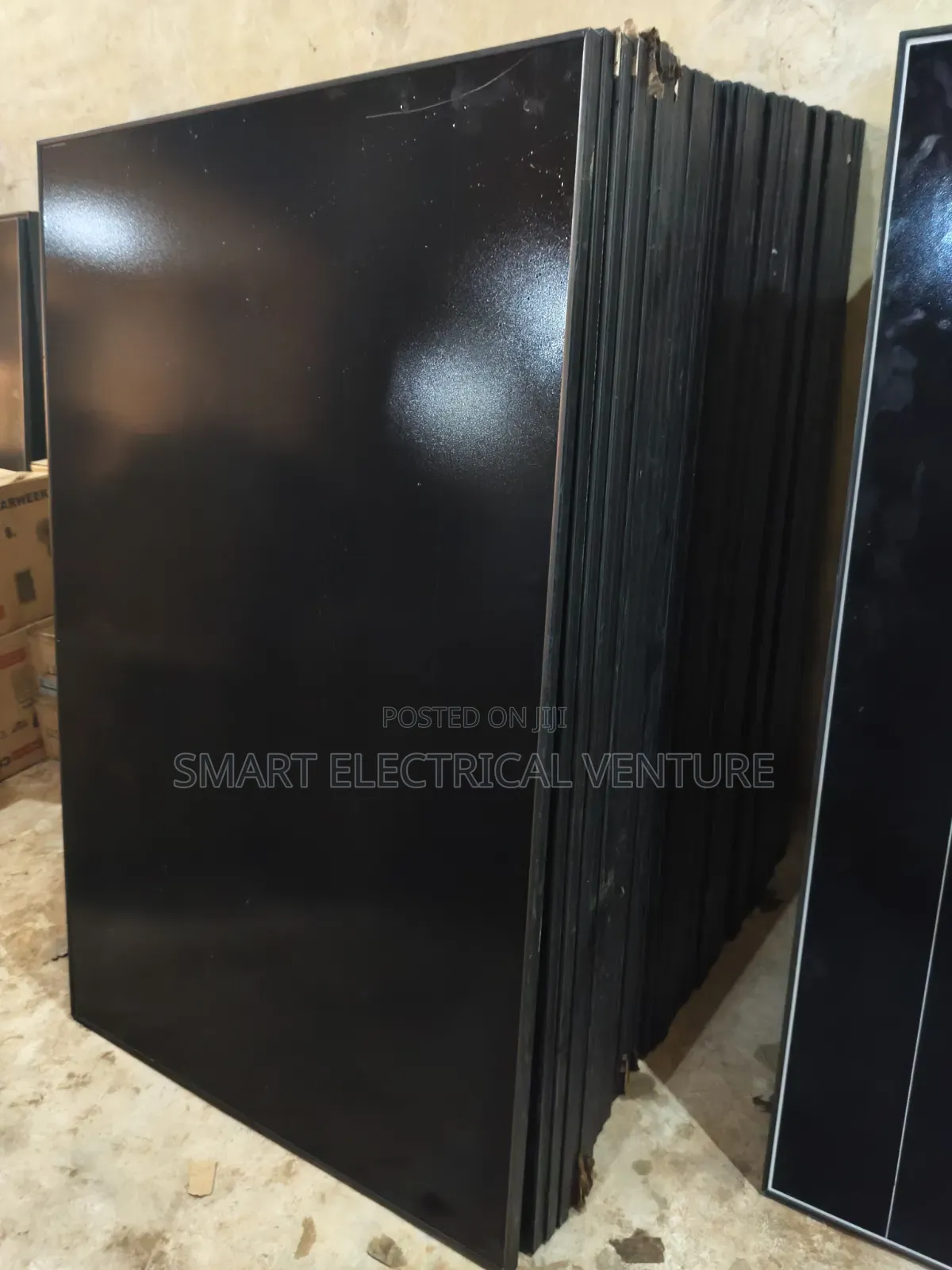 Aiko 550w Anti Shading Mono Panel
