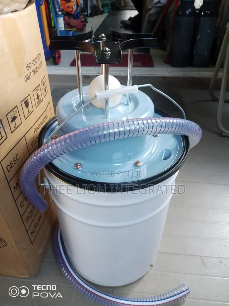 Industrial Pneumatic Vacuum Cleaner v-300 (20L Capacity)