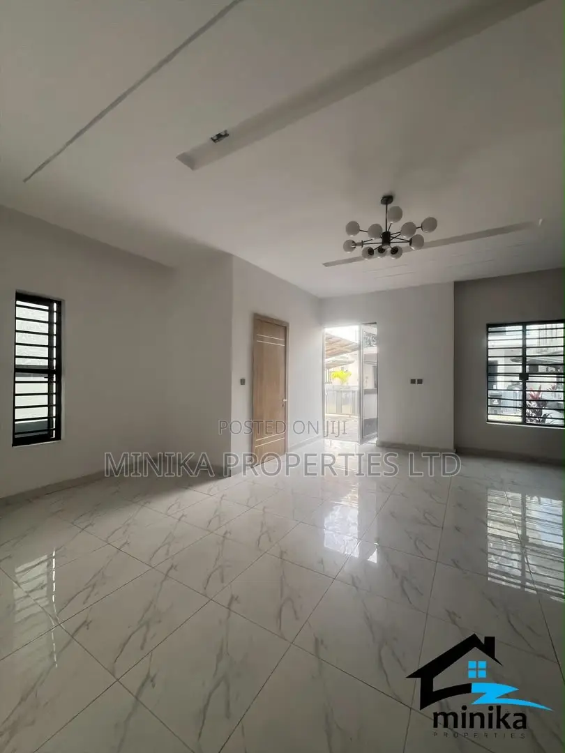 4bdrm Duplex in Orchid Estate, Ikota for sale