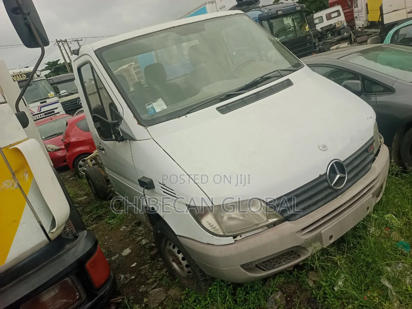 Mercedes Benz Sprinter Truck (Foreign Used)