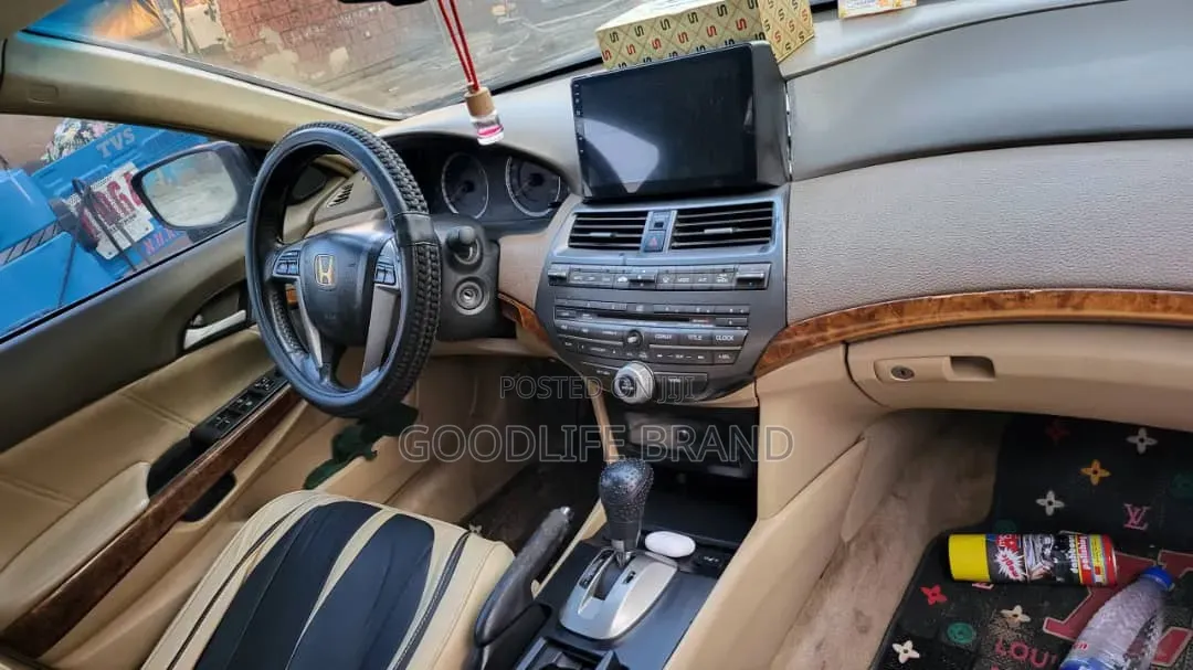 Honda Accord 2.2i-DTEC Automatic 2009 Maroon