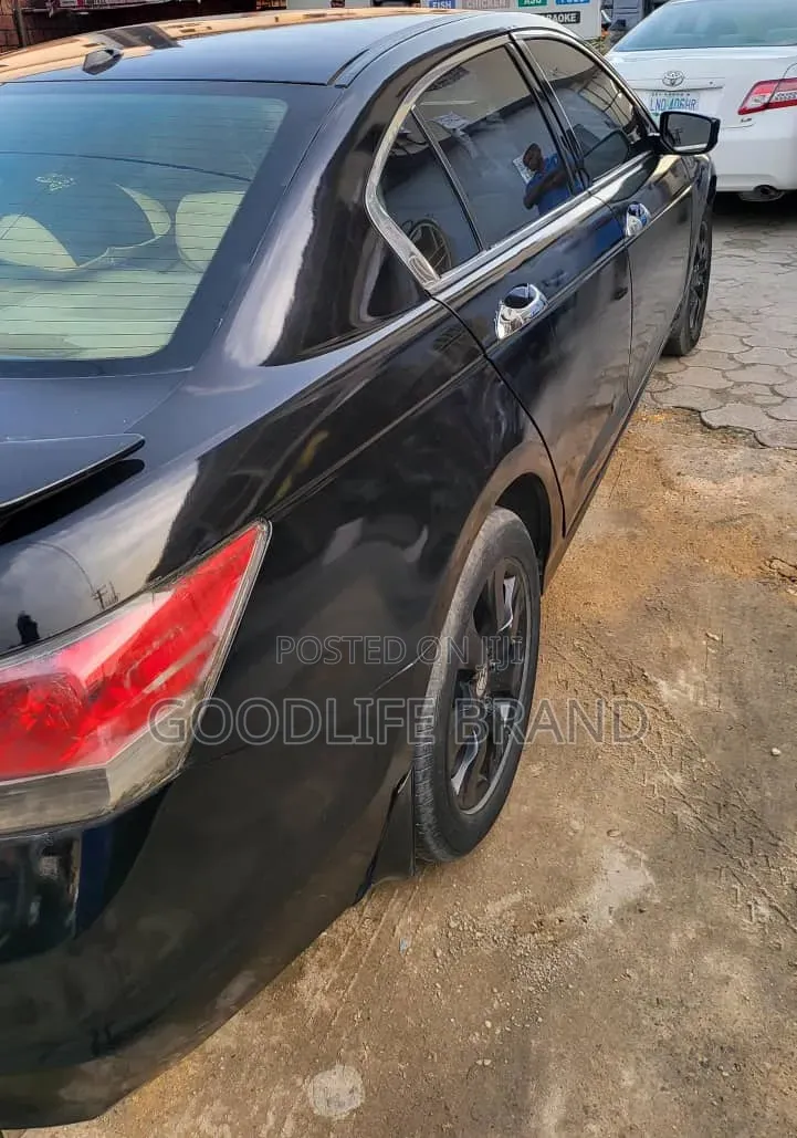 Honda Accord 2.2i-DTEC Automatic 2009 Maroon